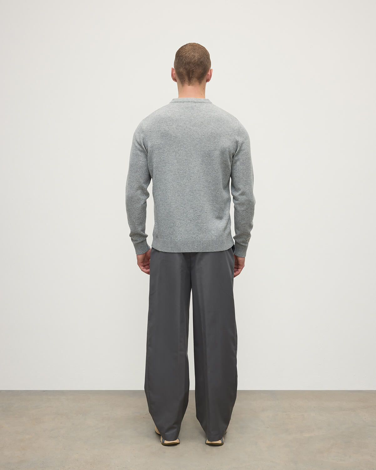 Classic Cashmere Grey V Neck Jumper - 4