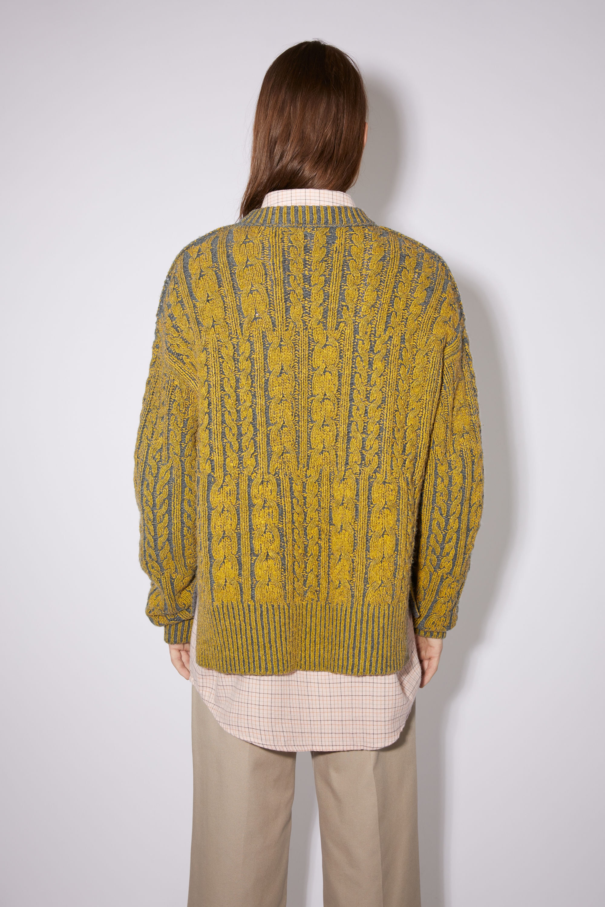 Crew neck wool-blend jumper - Oil yellow - 3