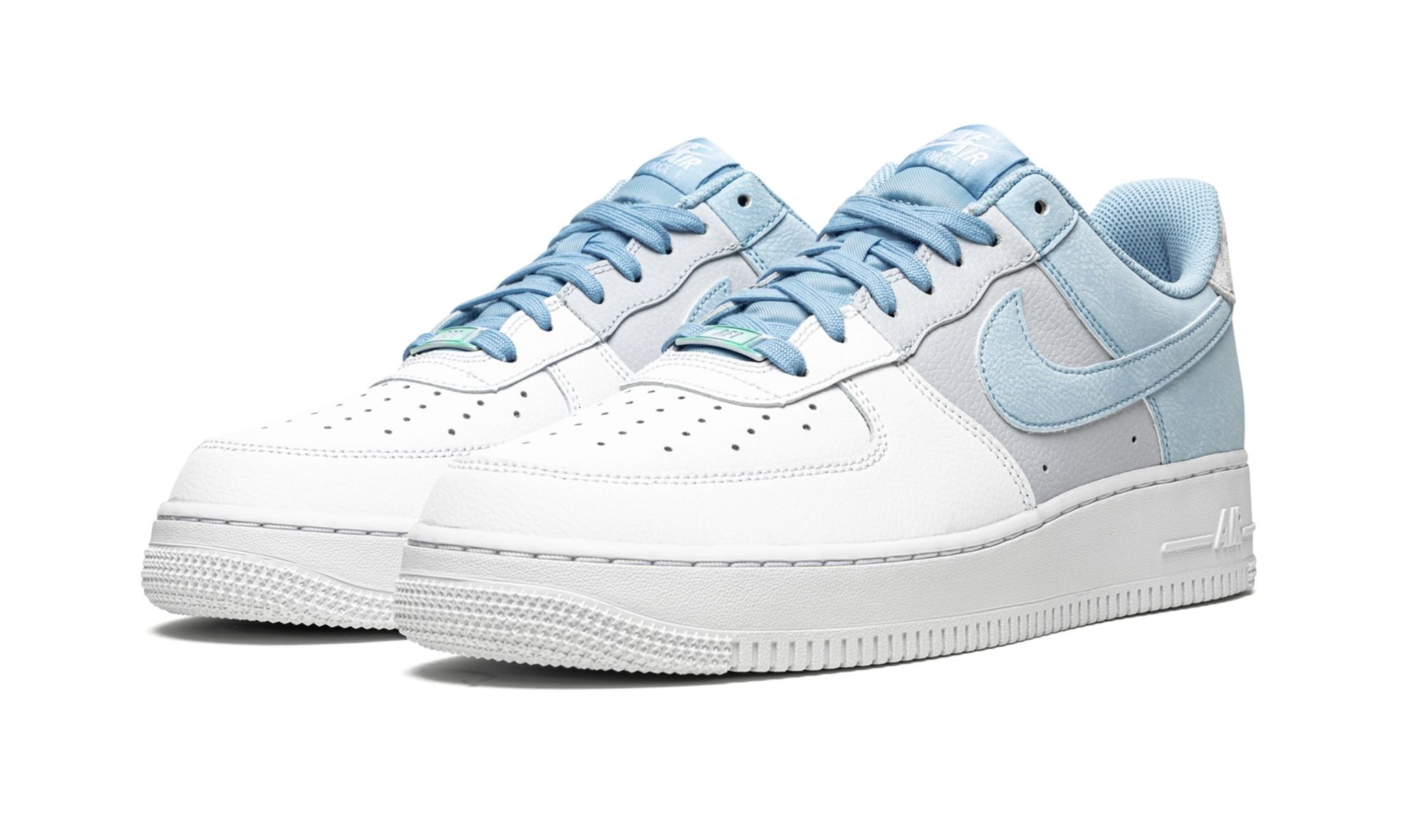 Air Force 1 '07 LV8 "Psychic Blue" - 2
