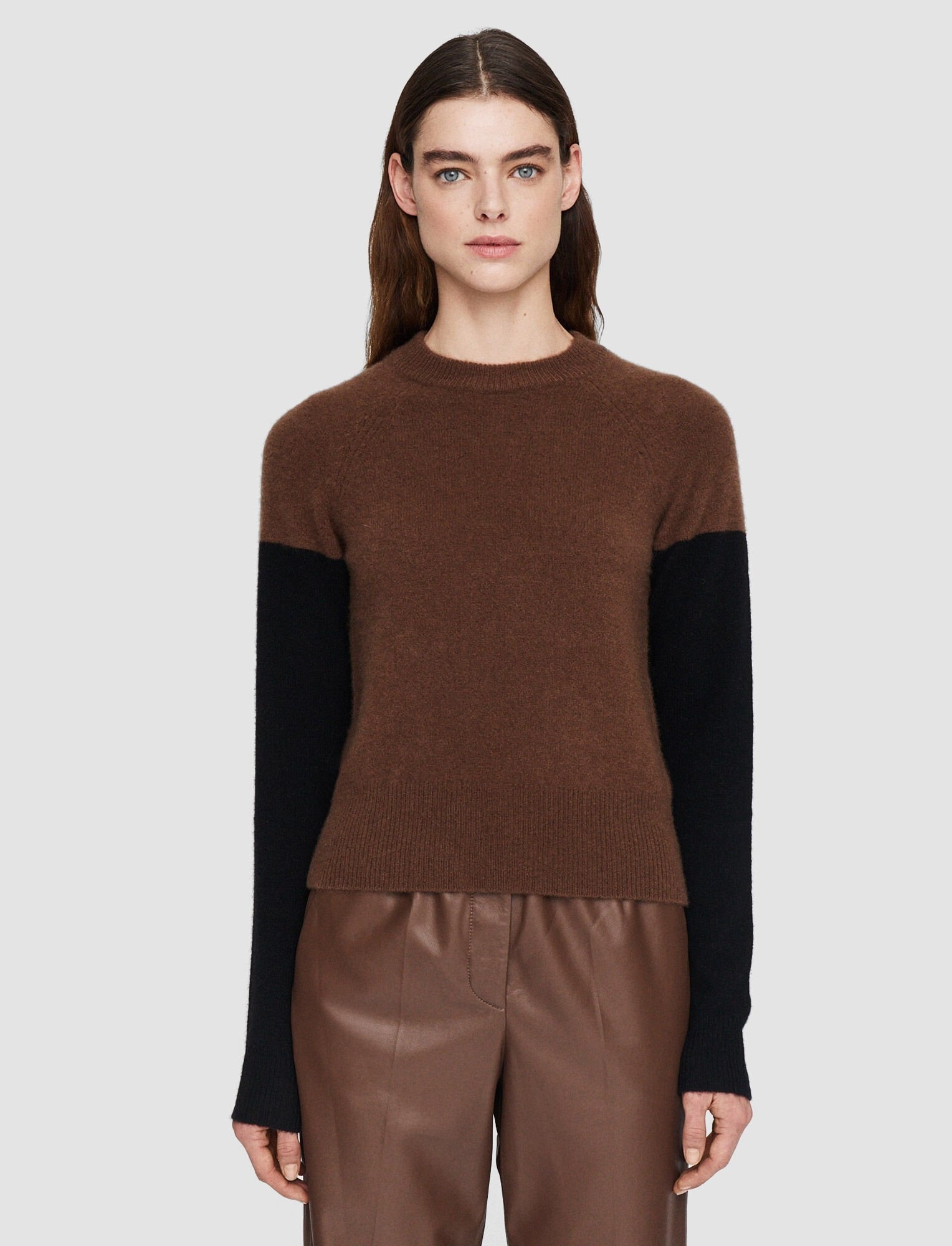 Brushed Cashmere Round Neck Jumper - 3
