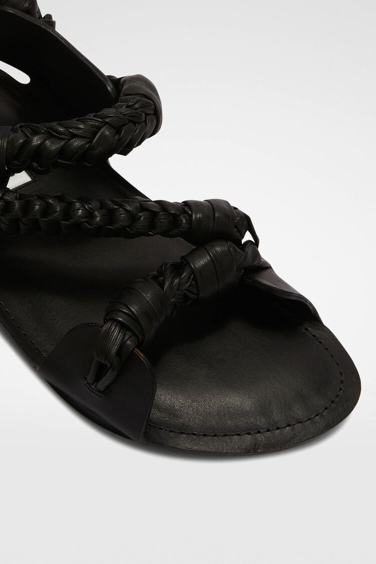 Flat Sandals - 6