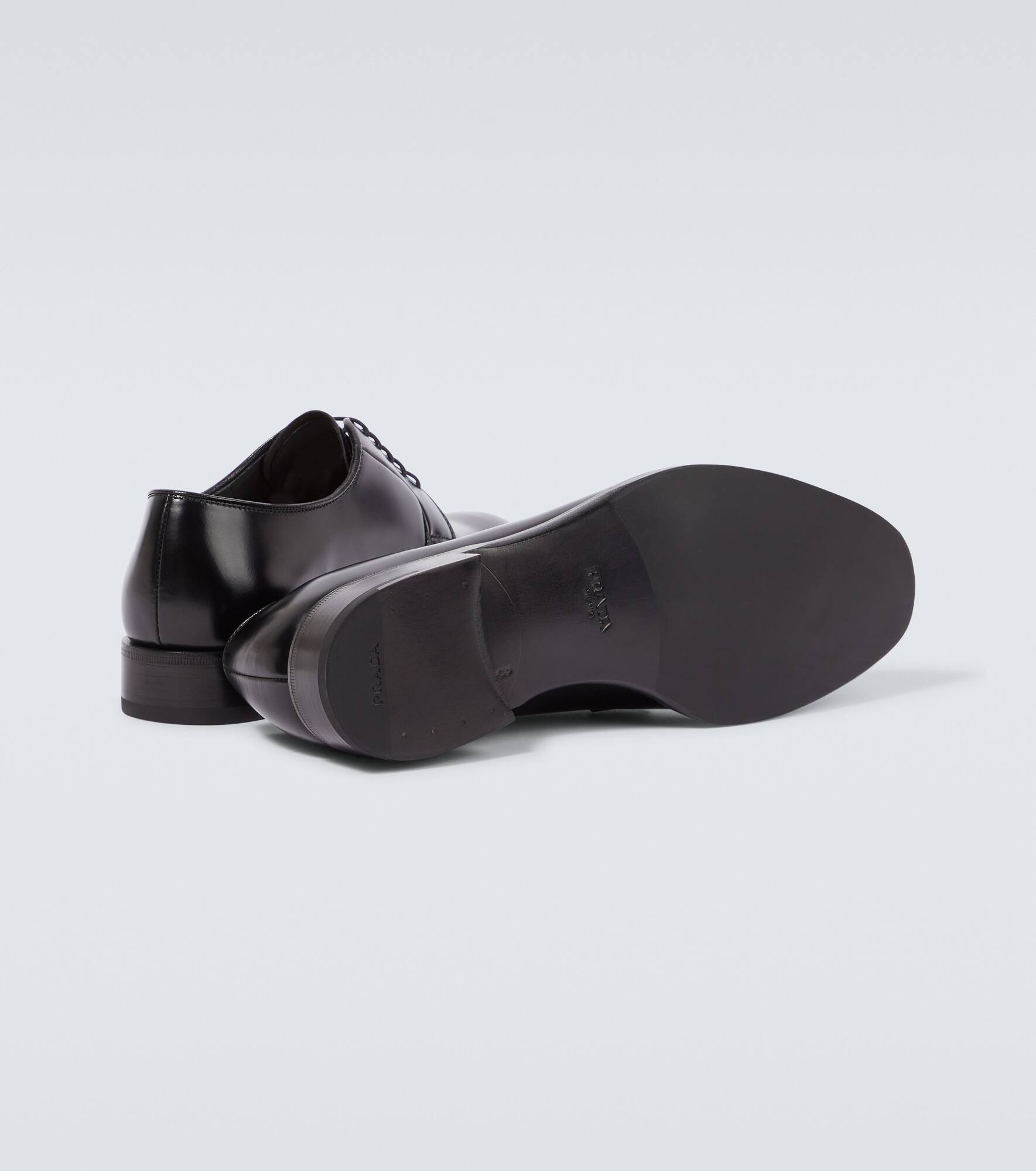 Brushed leather Derby shoes - 7