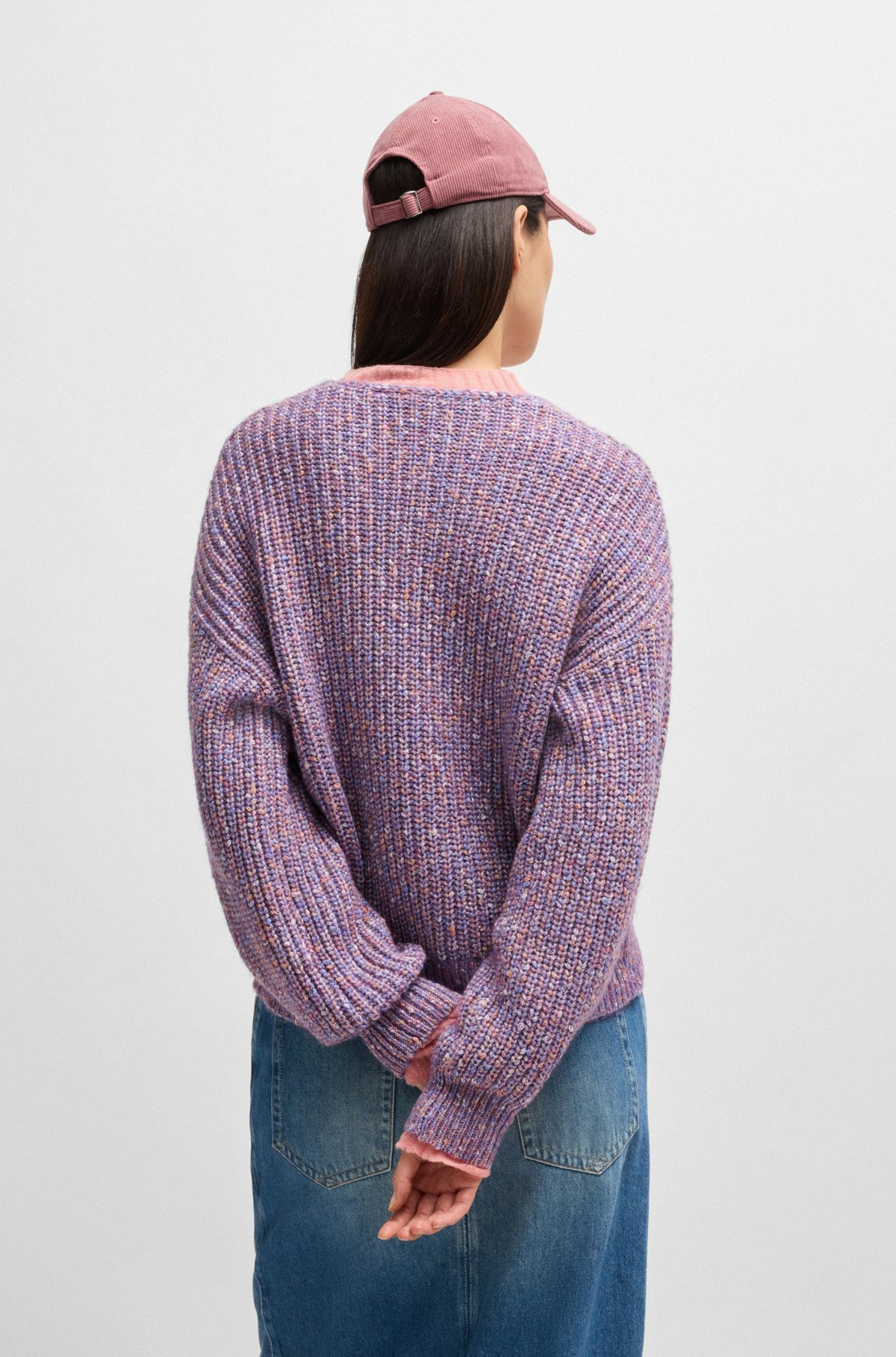 RELAXED-FIT V-NECK SWEATER IN A RIBBED KNIT - 4