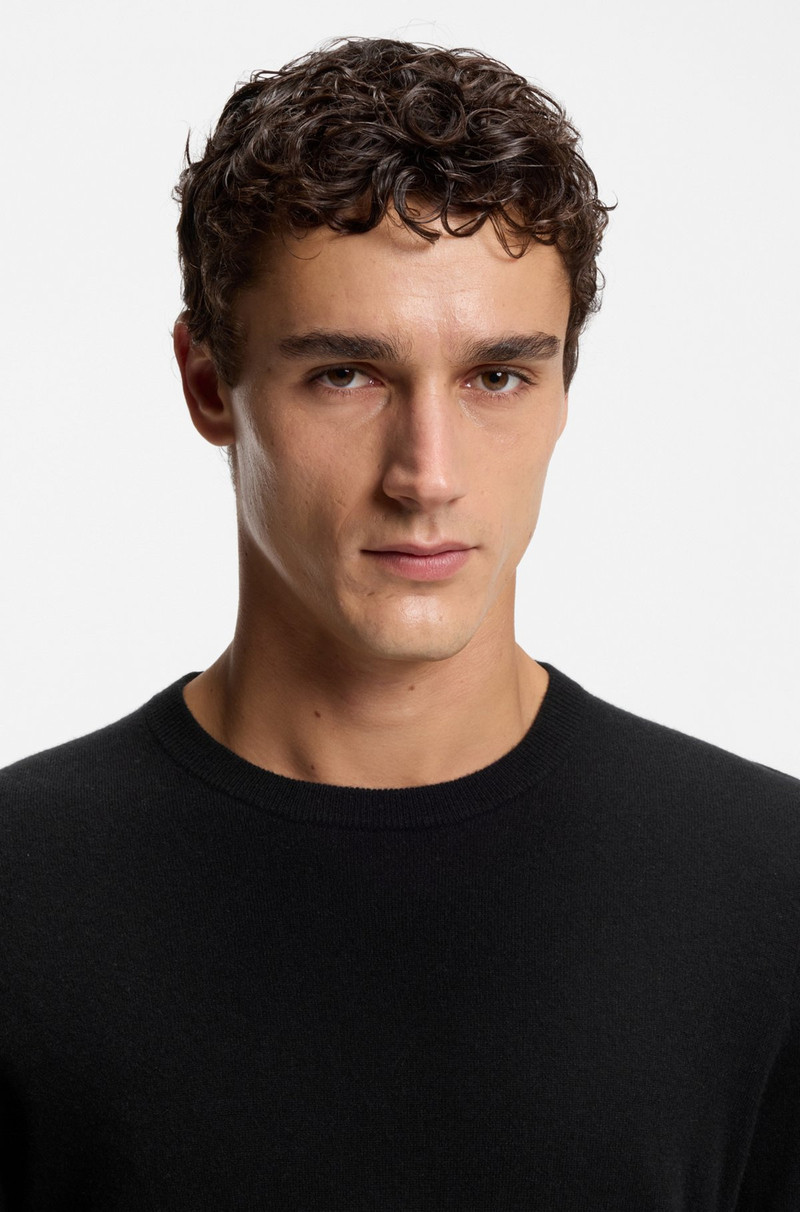 CASHMERE SWEATER IN A REGULAR FIT 3