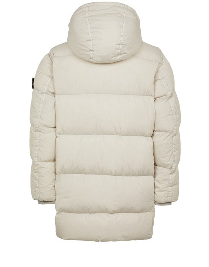 Stone Island 70323 GARMENT DYED CRINKLE REPS RECYCLED NYLON DOWN STUCCO outlook
