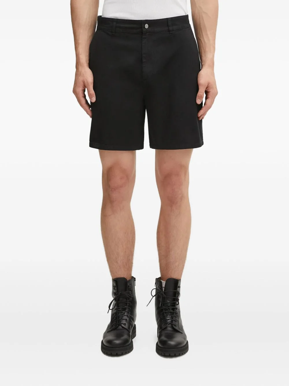 embroidered-patch pocket shorts - 1