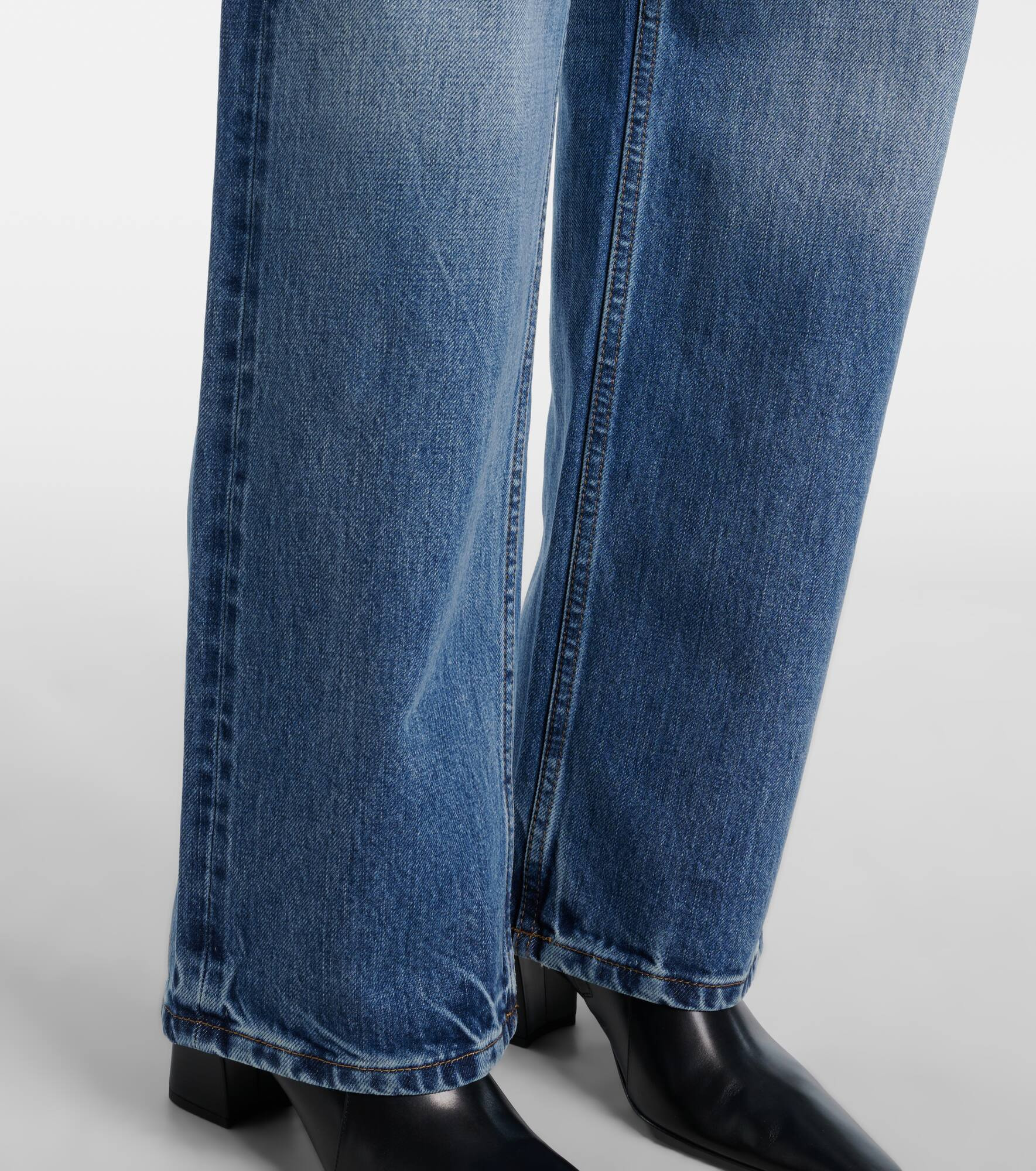 V-Waist wide-leg jeans - 6