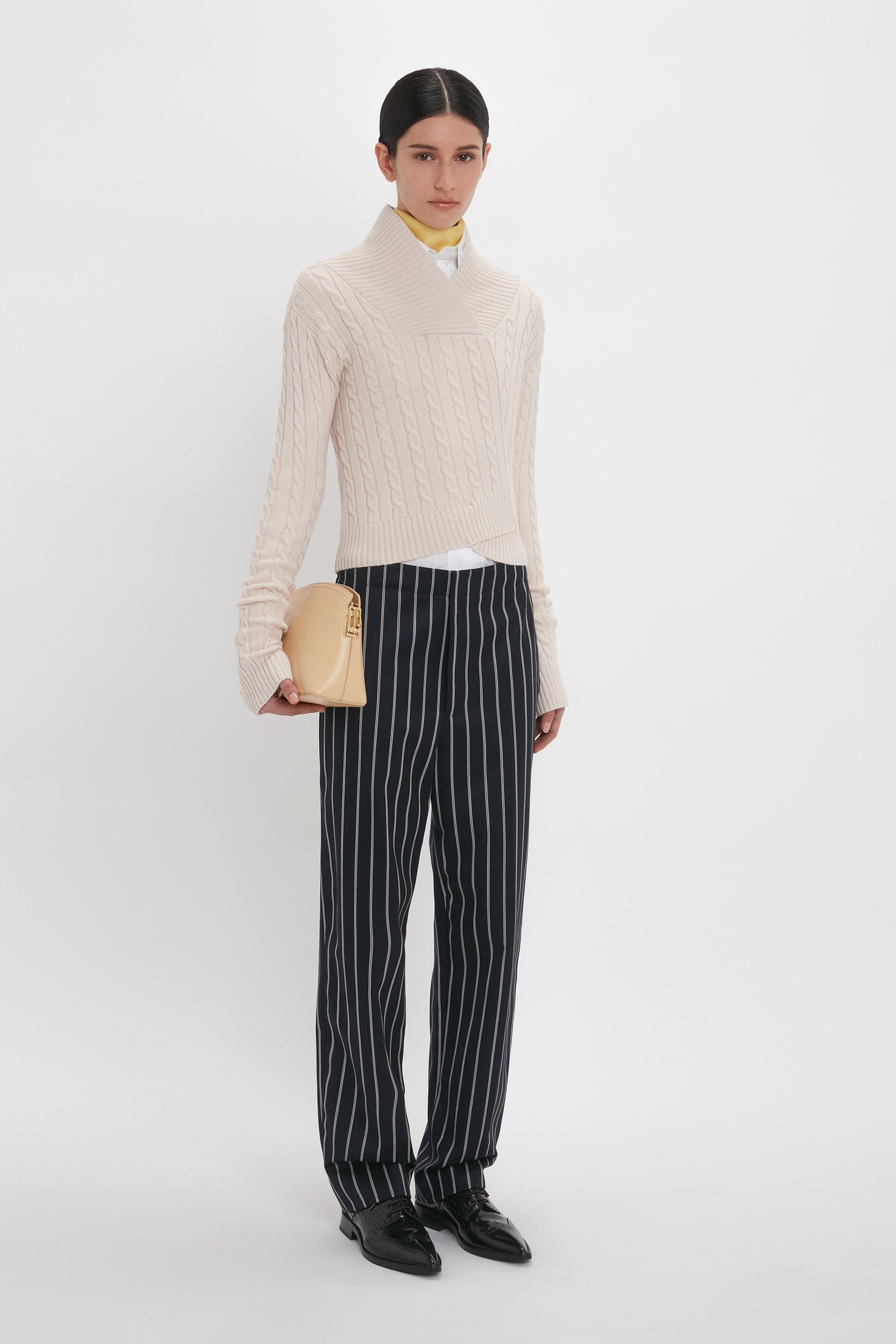 Tapered Leg Trouser In Midnight-White - 5