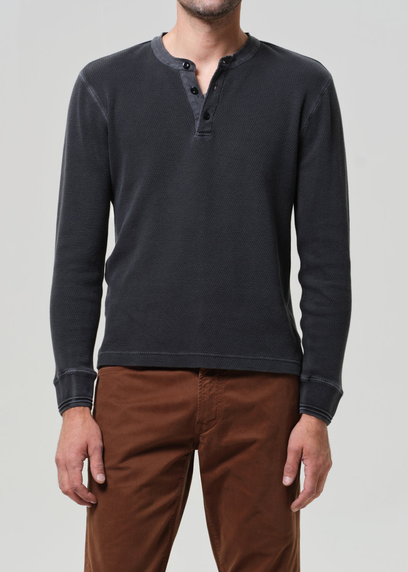 Citizens of Humanity Waffle Three Button Henley
In Charred Cedar outlook