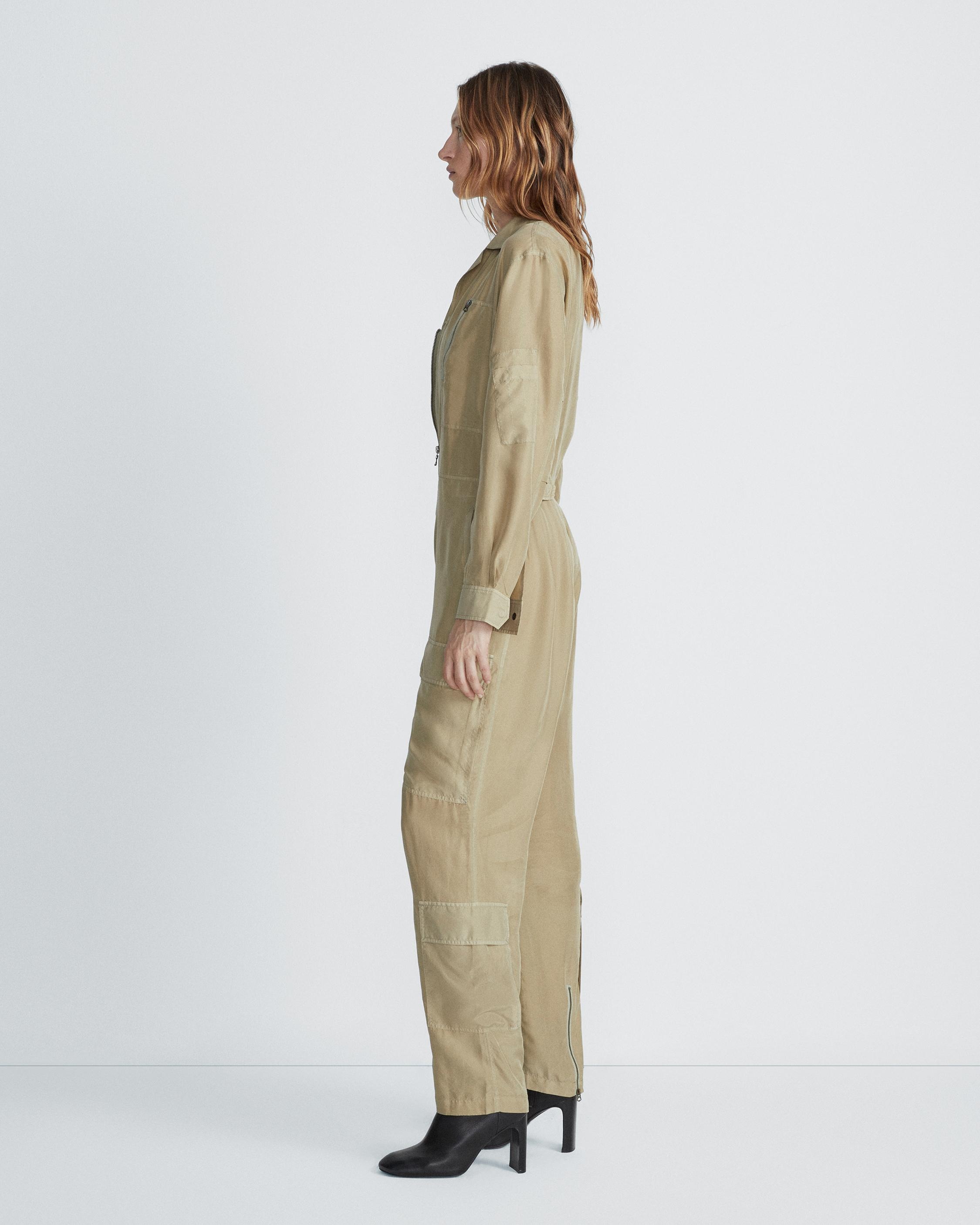 Jaden Silk Jumpsuit
Relaxed Fit Jumpsuit - 4