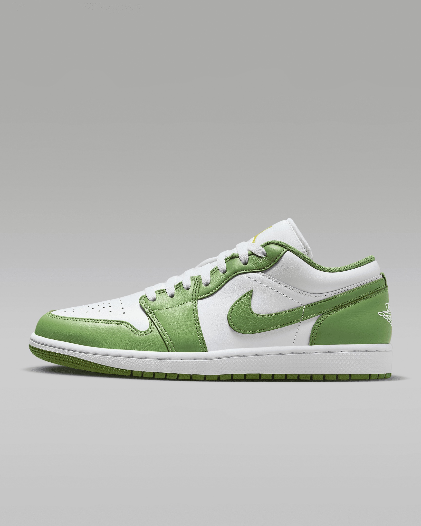 Men's Air Jordan 1 Low SE Shoes - 1