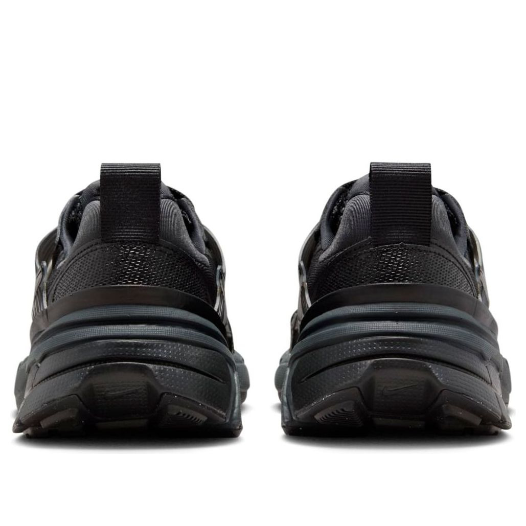 (WMNS) Nike V2K Run 'Metallic Silver Black' FD0736-001 - 5