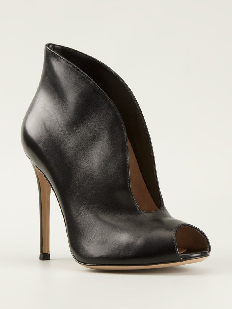 Gianvito Rossi 'Vamp' booties outlook