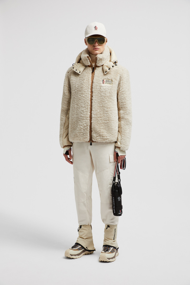 Moncler Wengi Reversible Short Down Jacket outlook