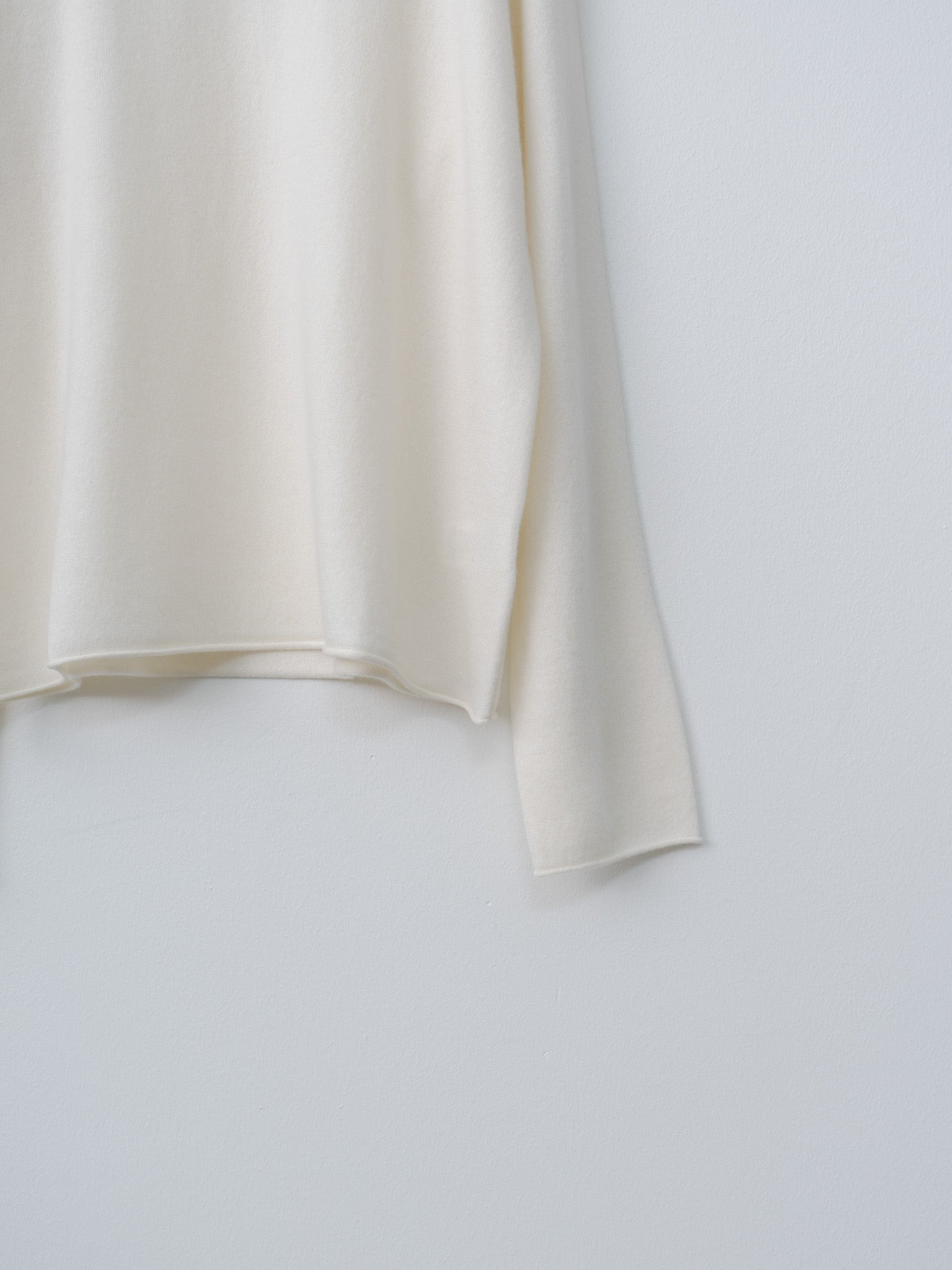 Marchi 1-Ply Cashmere Sweater - Ivory - 6