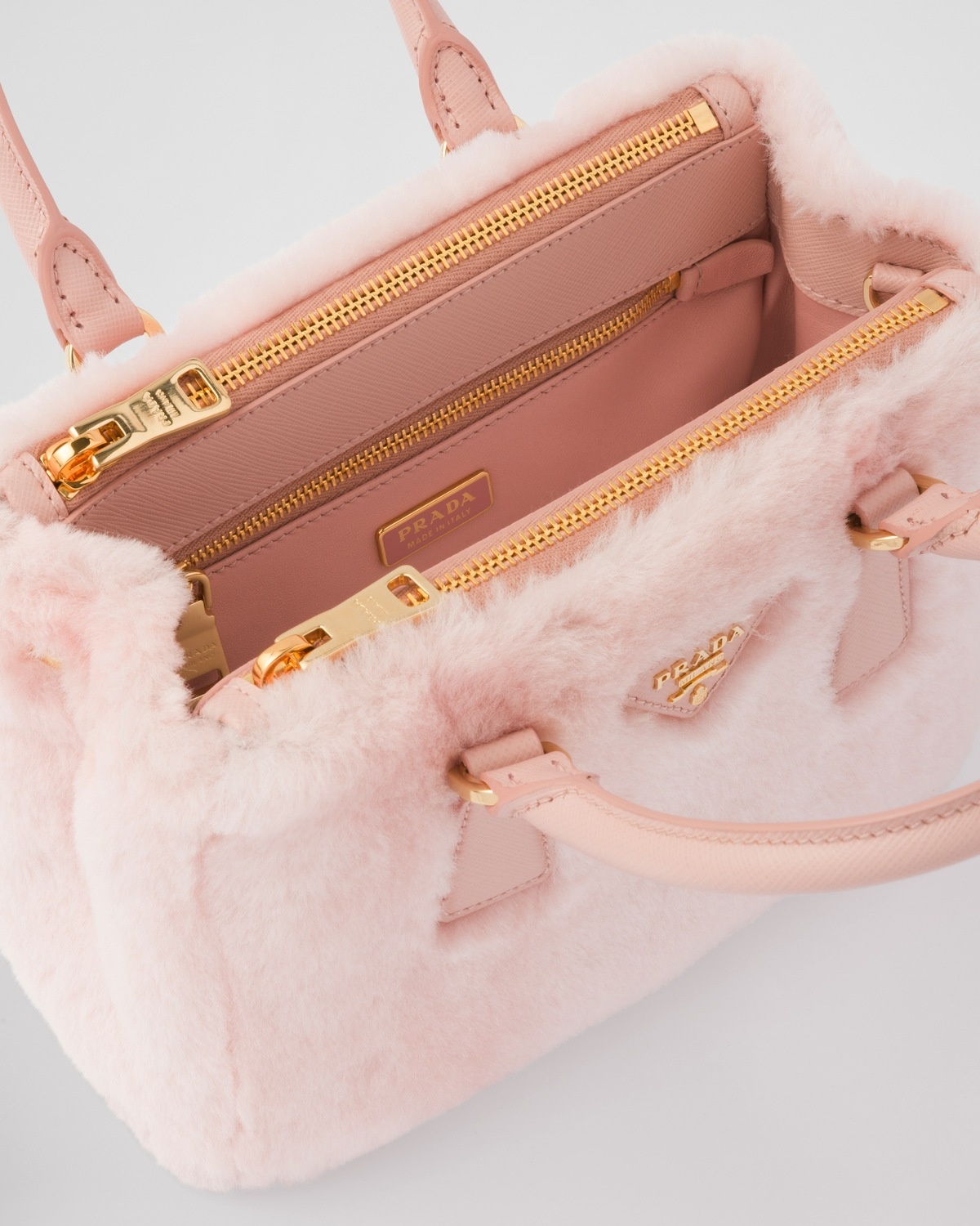 Prada Galleria shearling mini-bag - 5