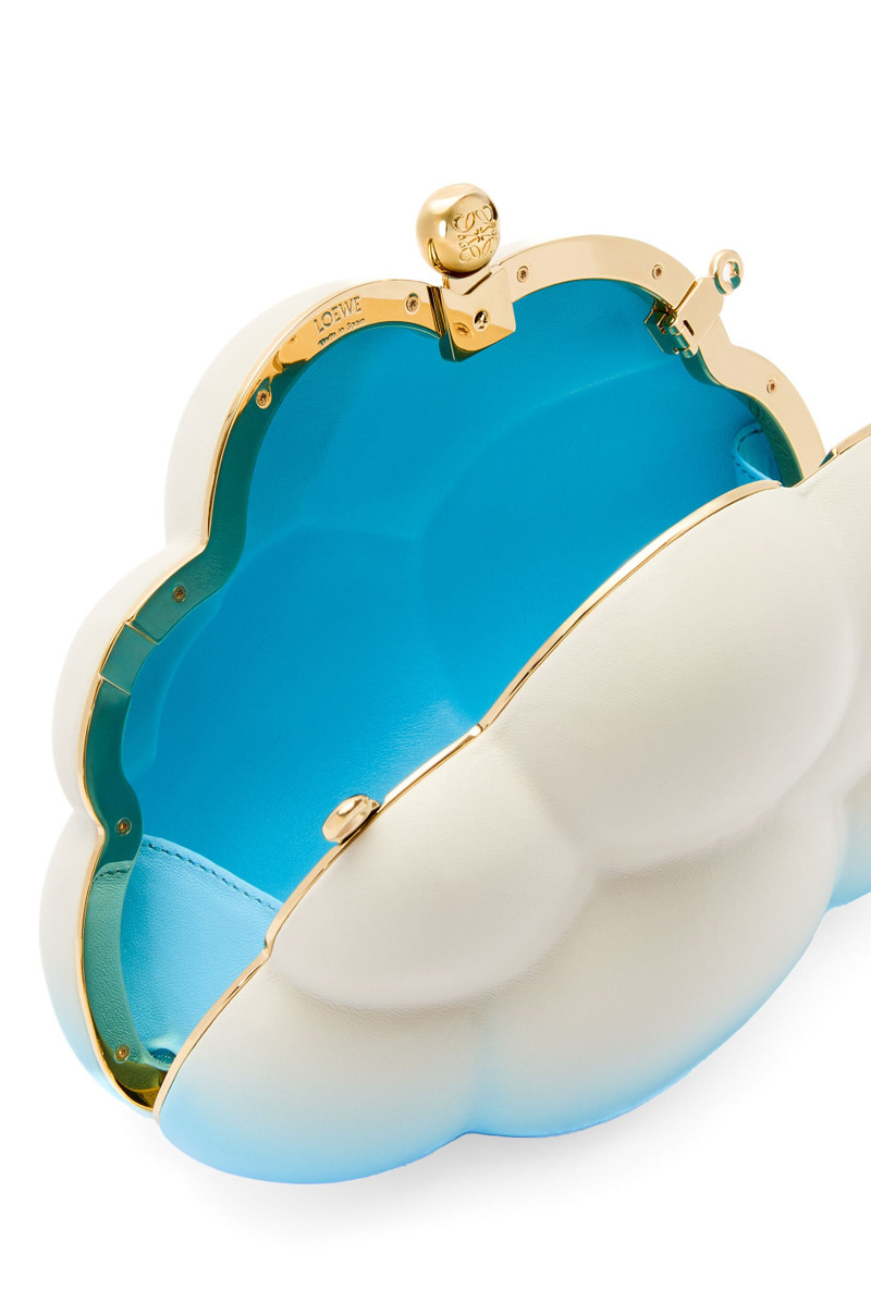 Cloud clutch in nappa lambskin 6