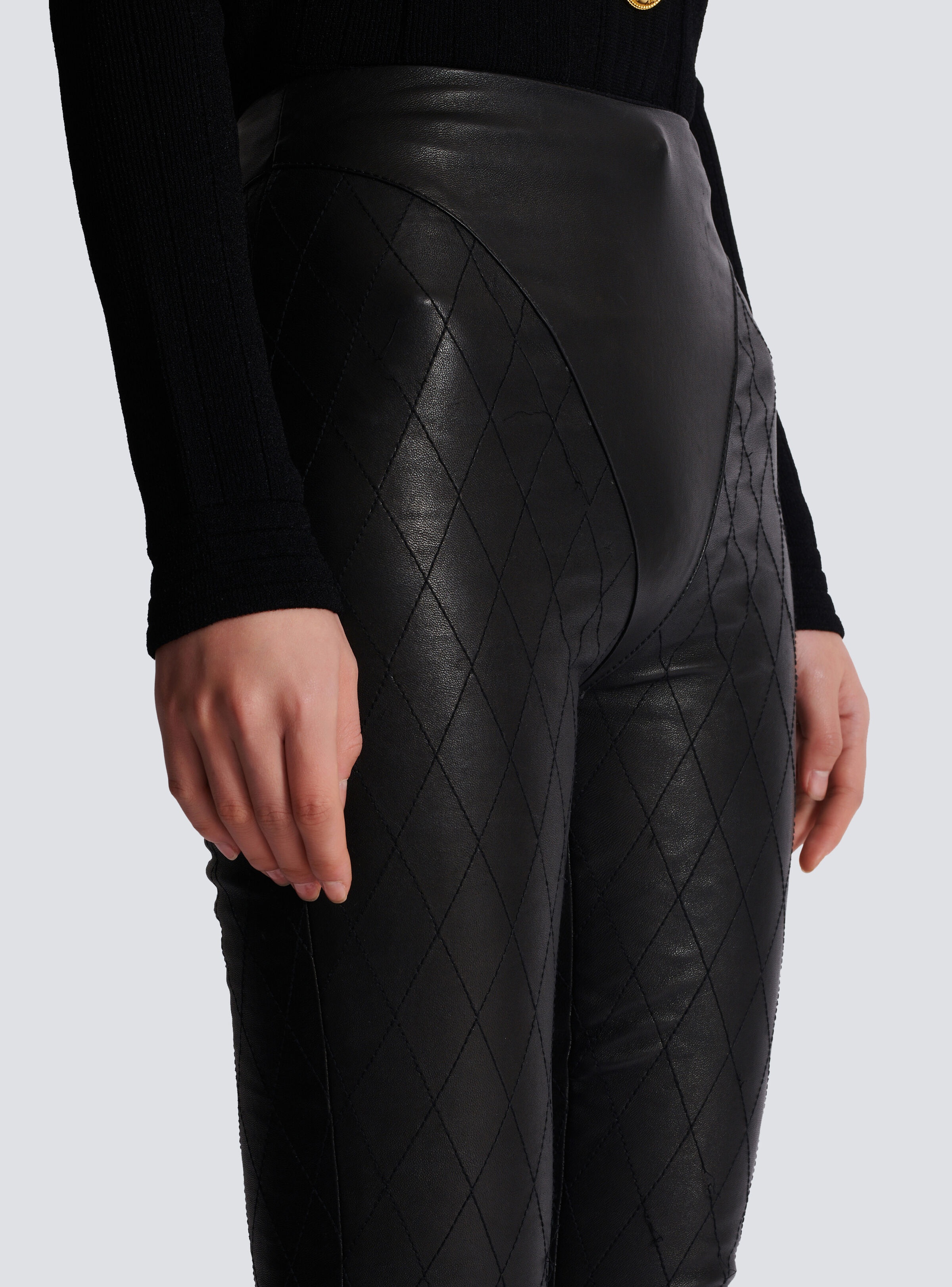 Topstitched leather leggings - 6