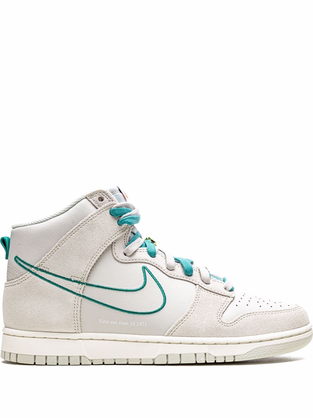 Dunk High SE "First Use - Green Noise" sneakers - 1