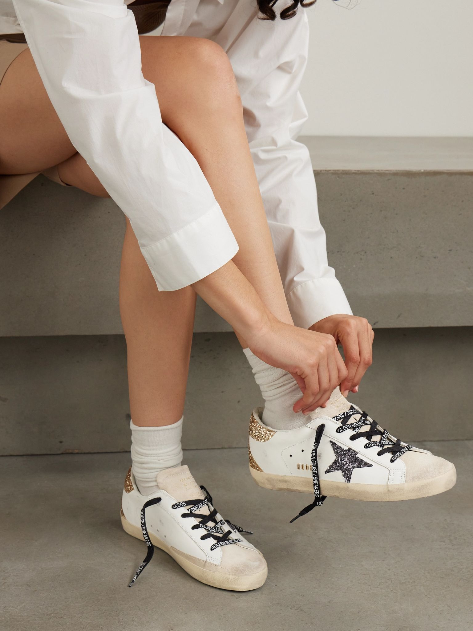 Super-Star distressed suede-trimmed glittered leather sneakers White - 2