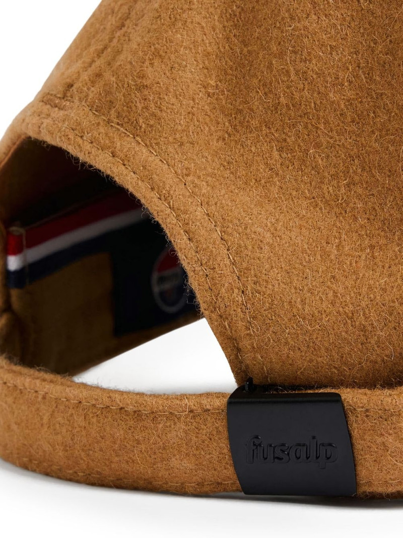 logo-appliqué cap 4