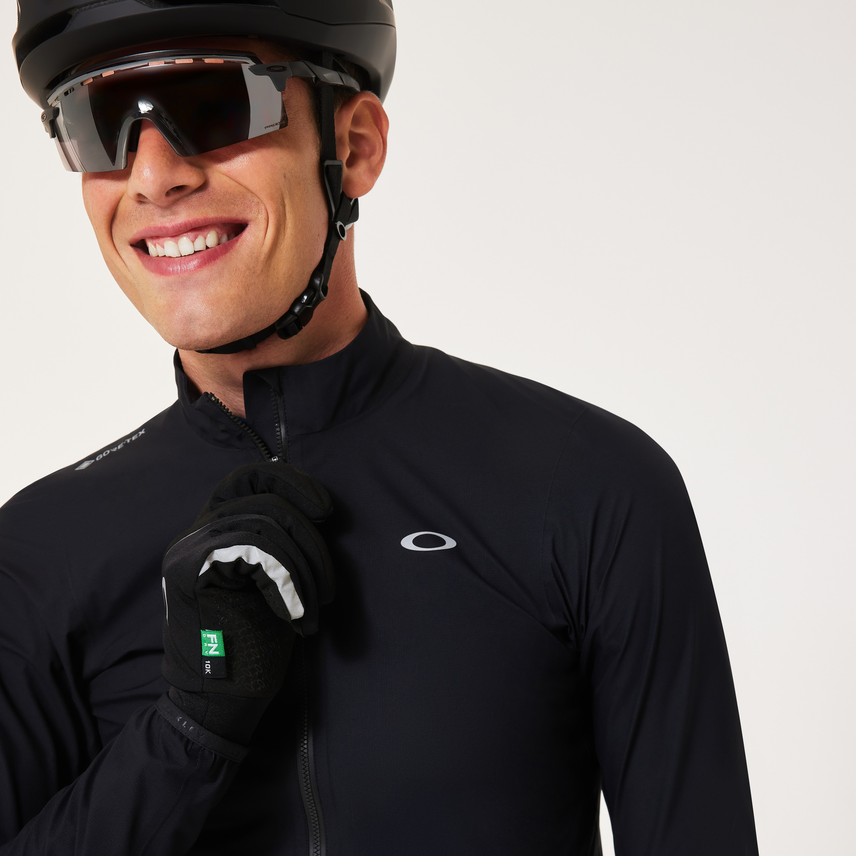 Endurance Gore-Tex Rain Jacket - 3