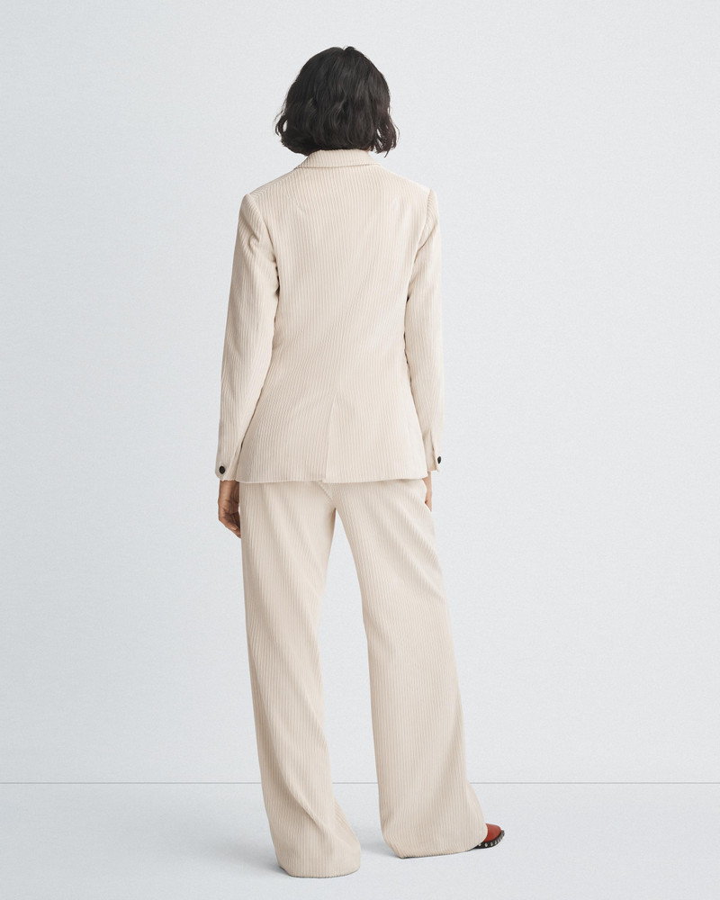 Bennett Corduroy 바지
연락처 5