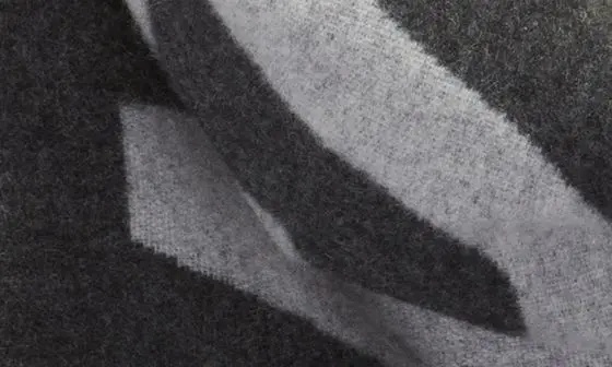 Toronty Logo Wool Blend Scarf in Grey/Light Grey - 5