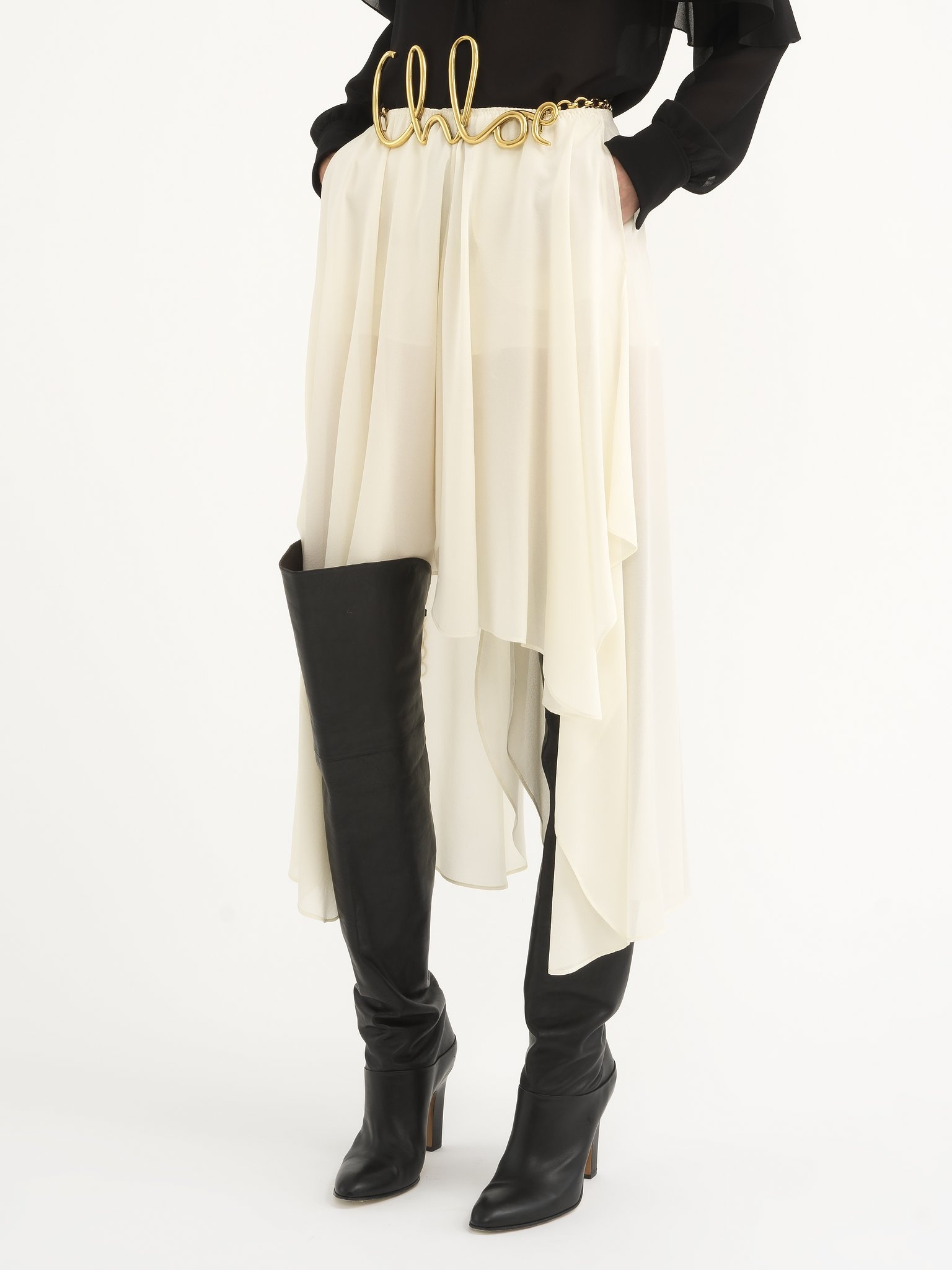 FLUID VOLANT SHORTS IN SILK GEORGETTE - 4