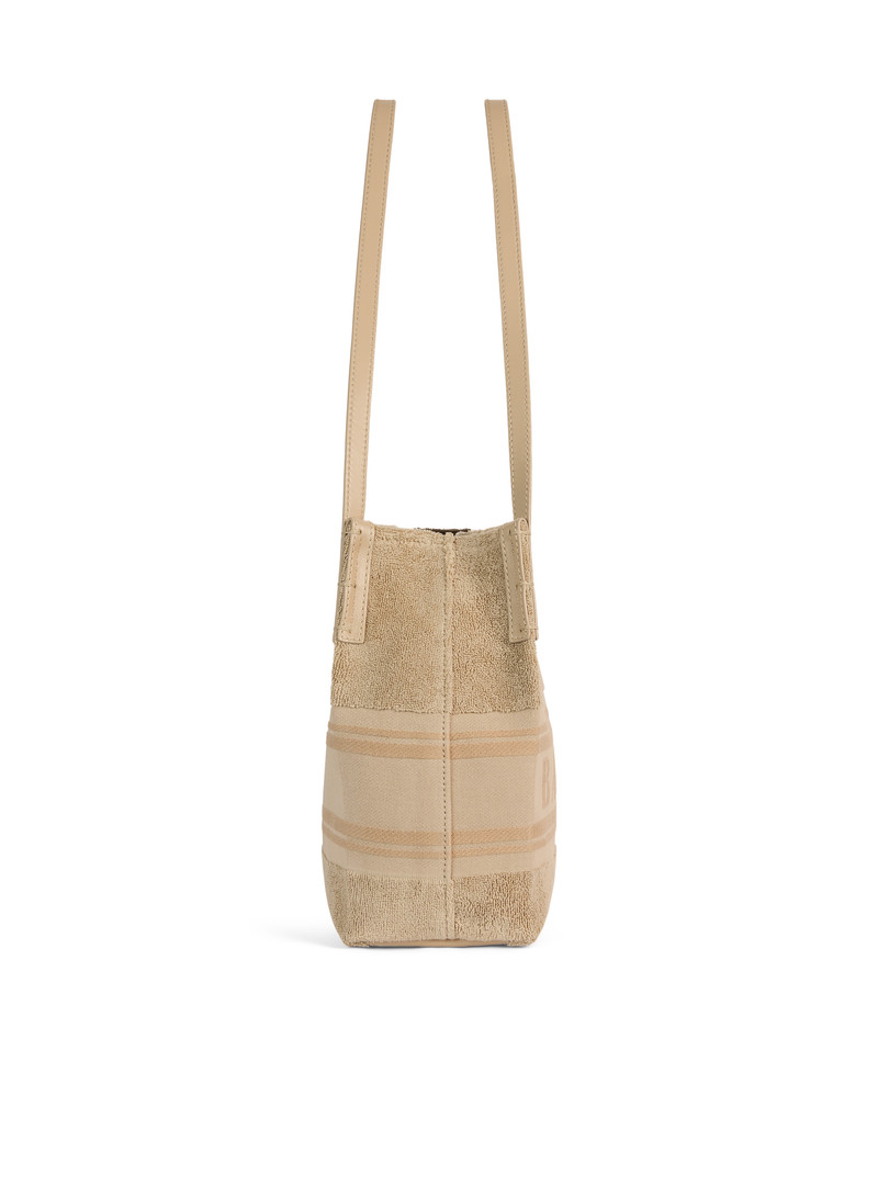 Small Release tote bag in cotton bouclé 6