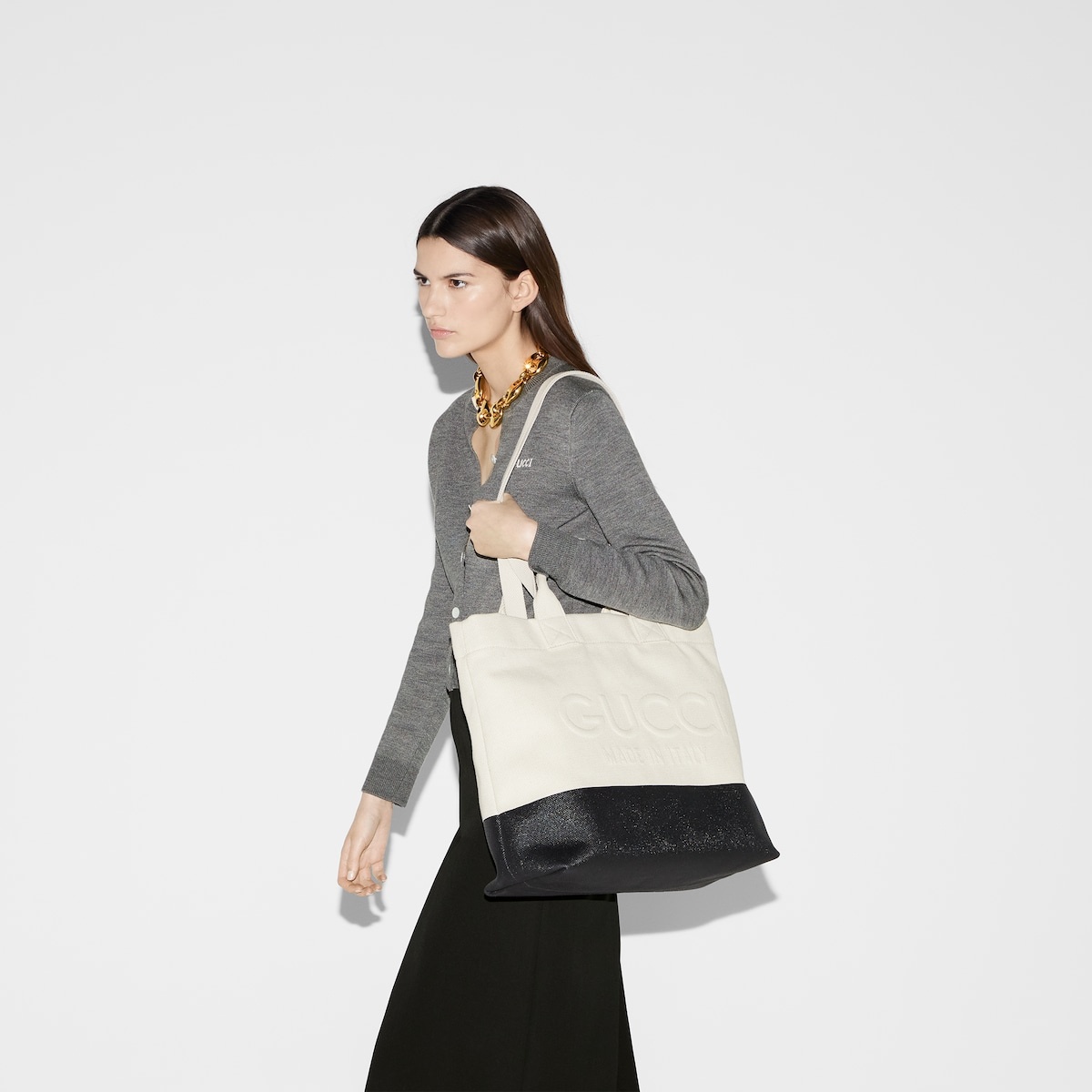 Canvas tote bag with embossed detail - 4