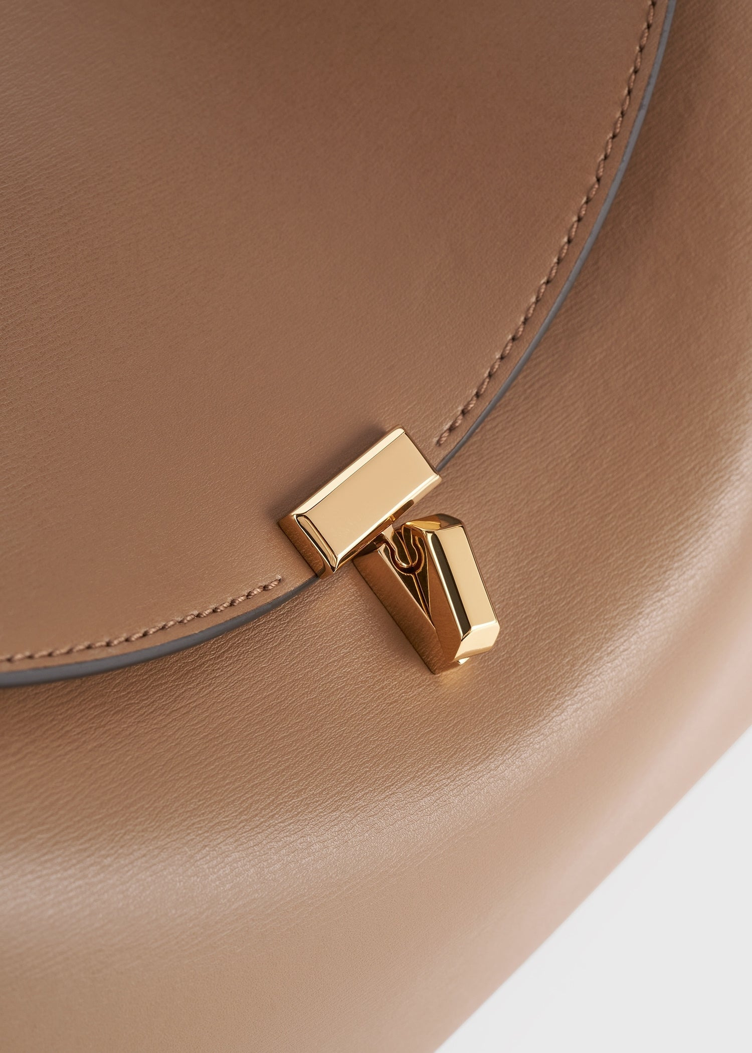 T-Lock leather top handle camel - 5