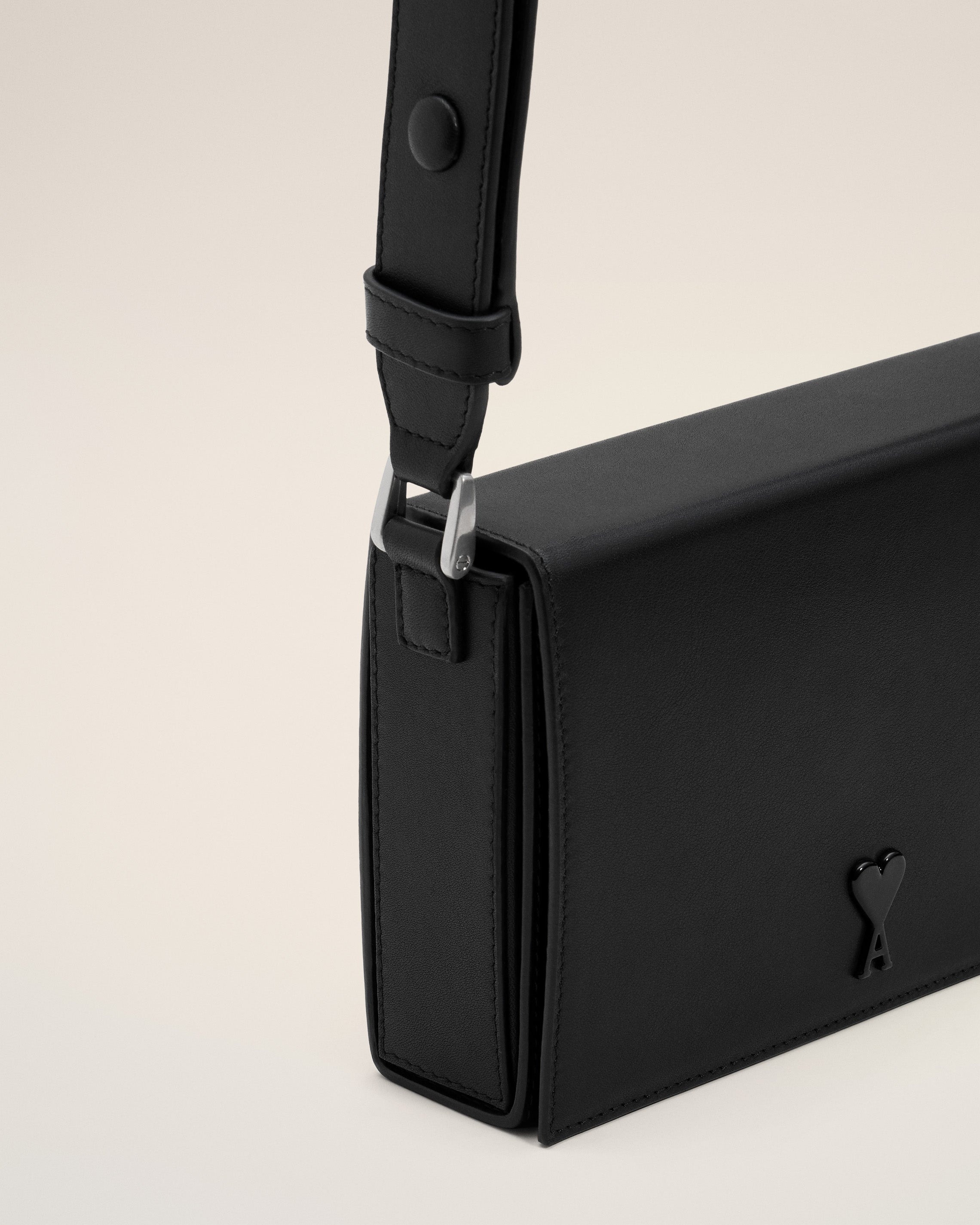 BLACK SMOOTH LEATHER AMI DE COEUR LUNCH BOX BAG - 5