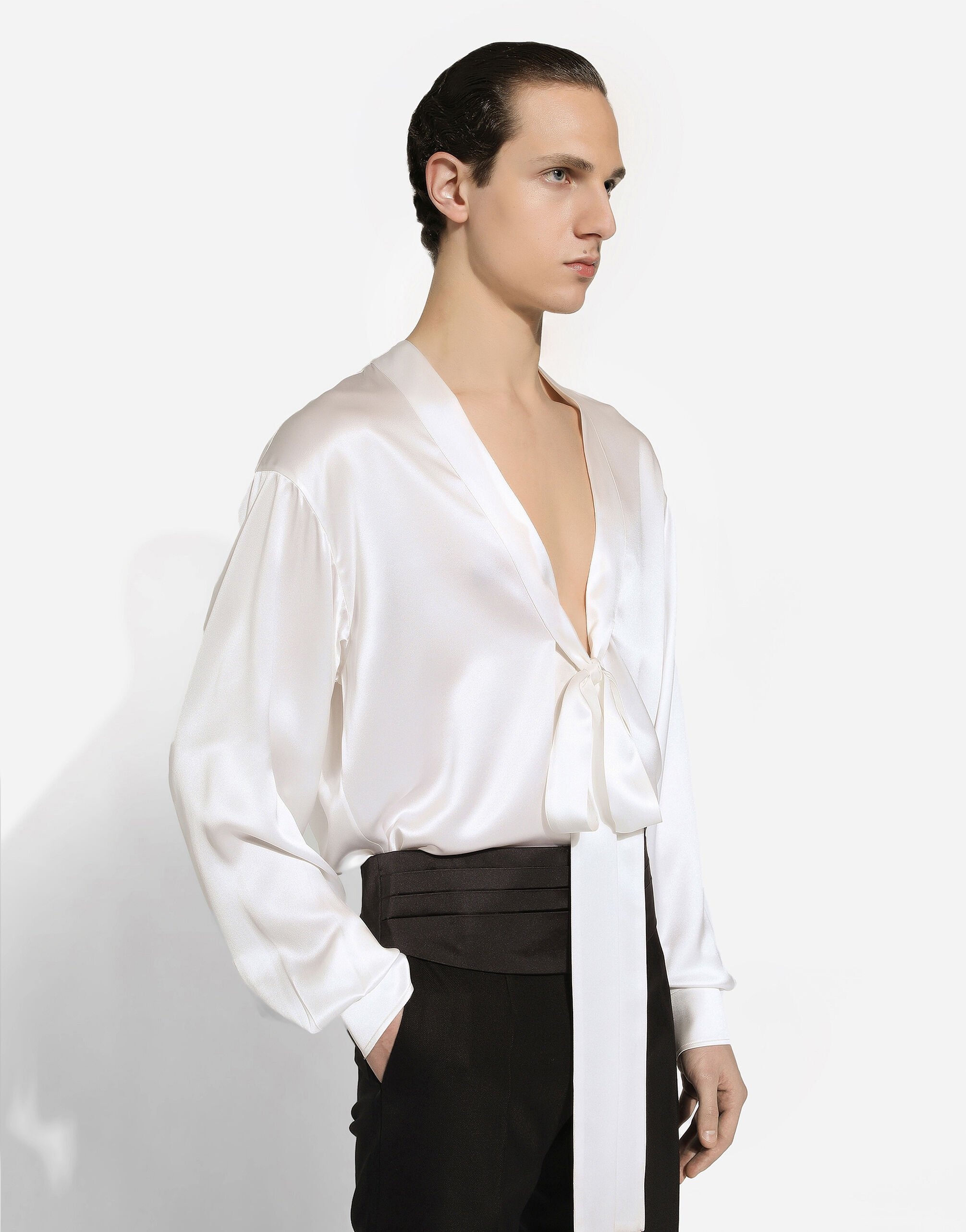 Silk shirt with pussy-bow detail - 4