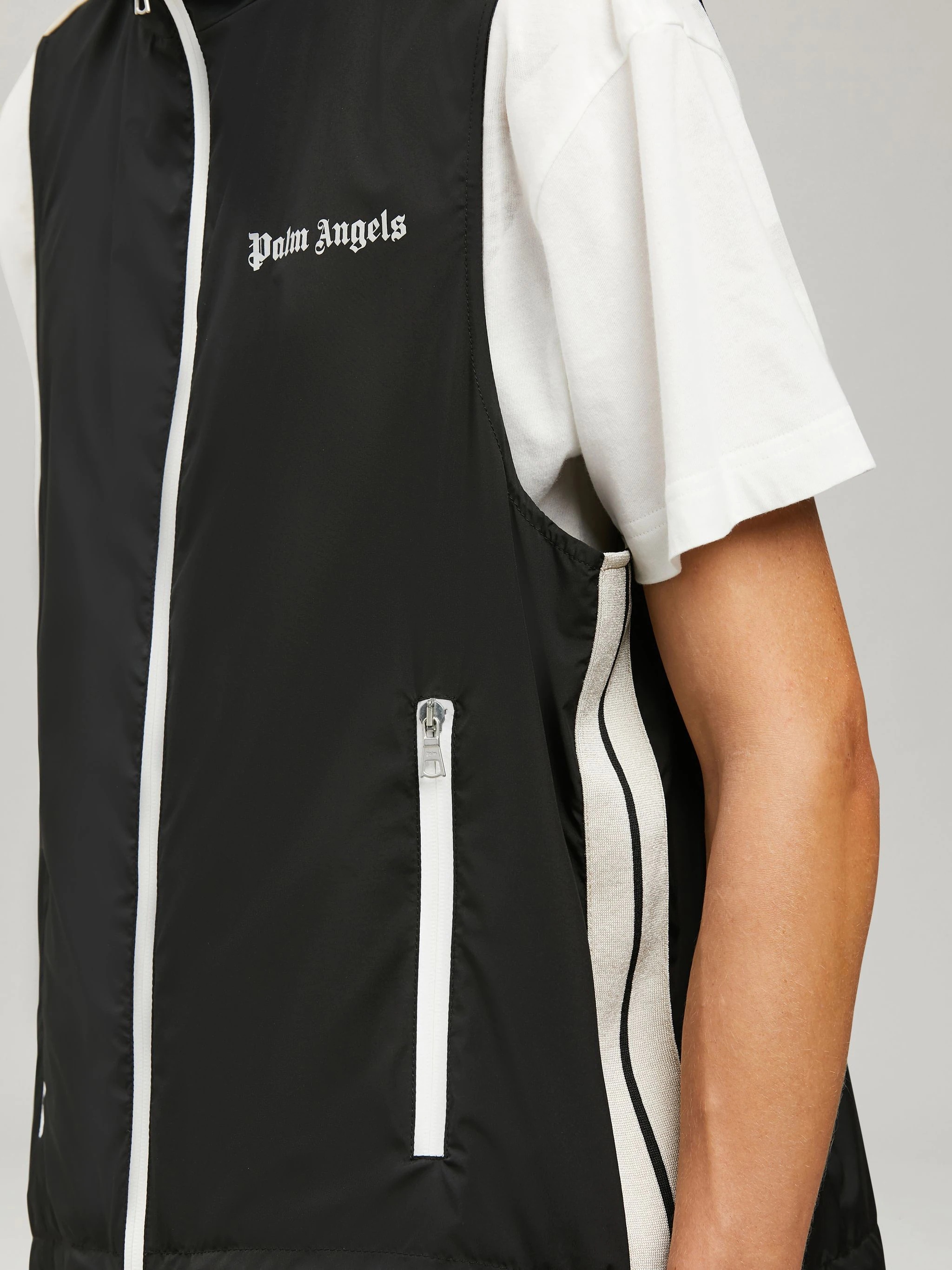 CLASSIC LOGO VEST - 6