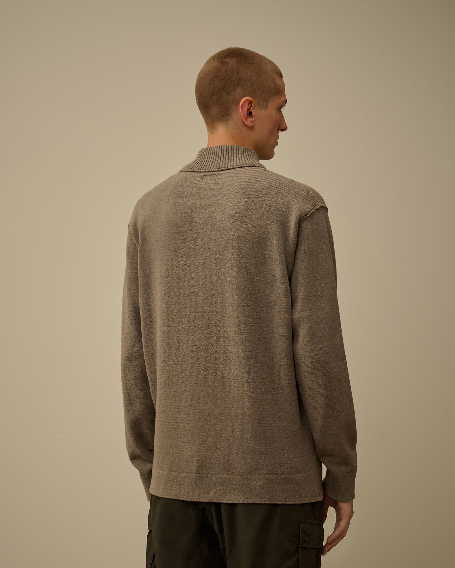 Soft Cotton Stretch Chest Pocket Half Zip Sweater - 4