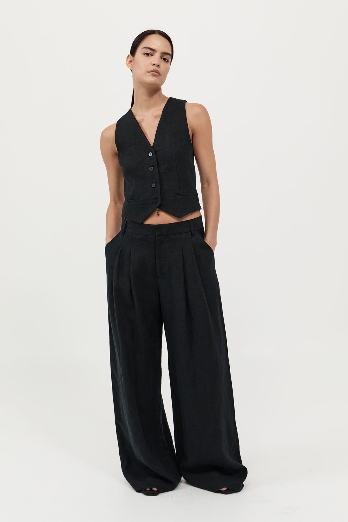 Tailored Linen Vest - Black - 4