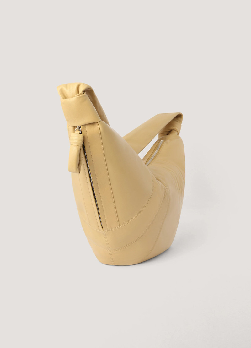 Lemaire LARGE CROISSANT BAG
SOFT NAPPA LEATHER outlook