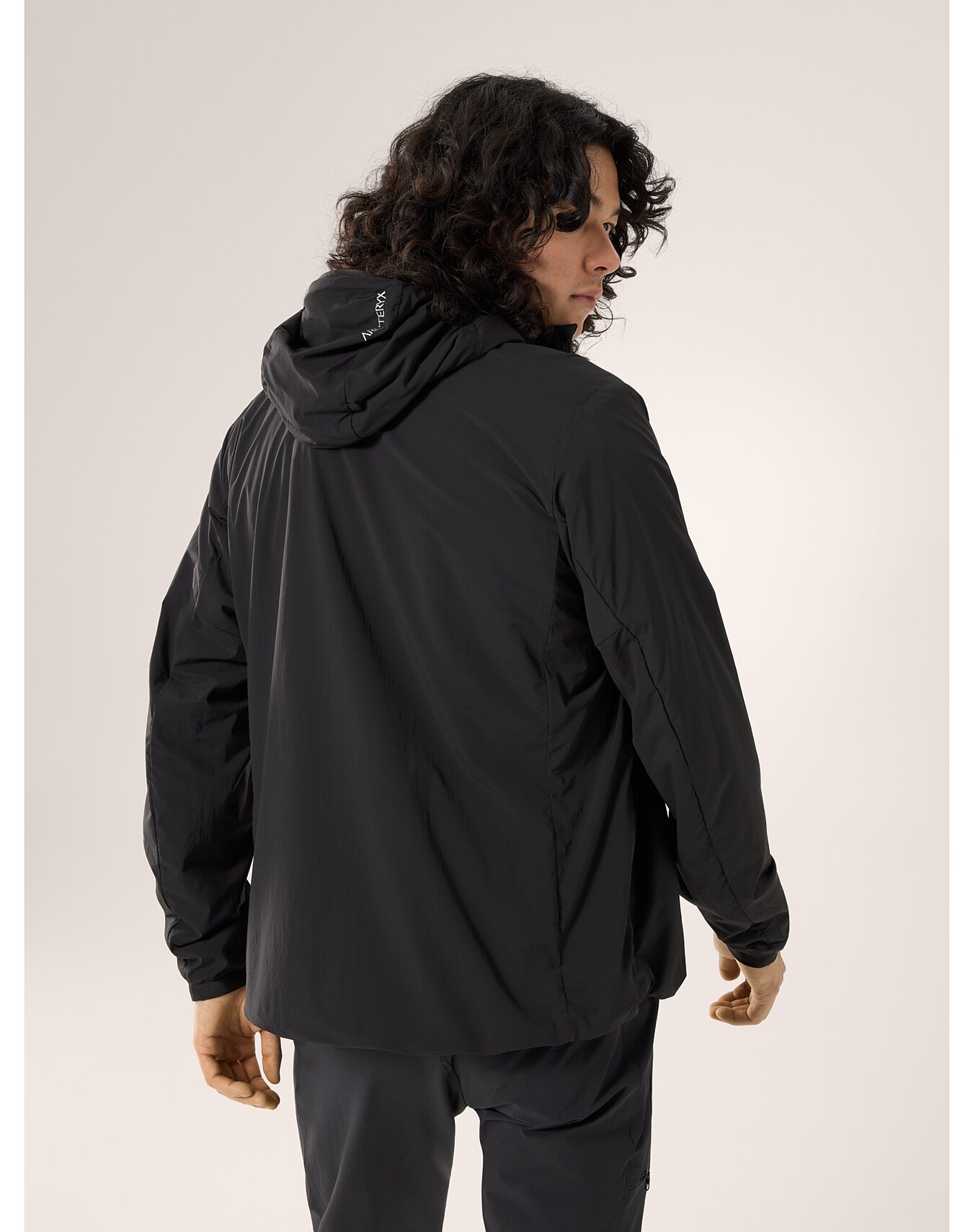 Proton Lightweight Hoody - 4