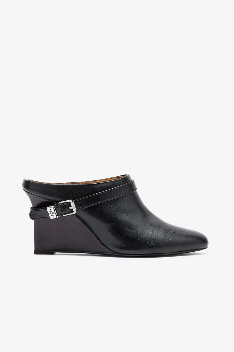KAT SLIM MULE IN BLACK 1