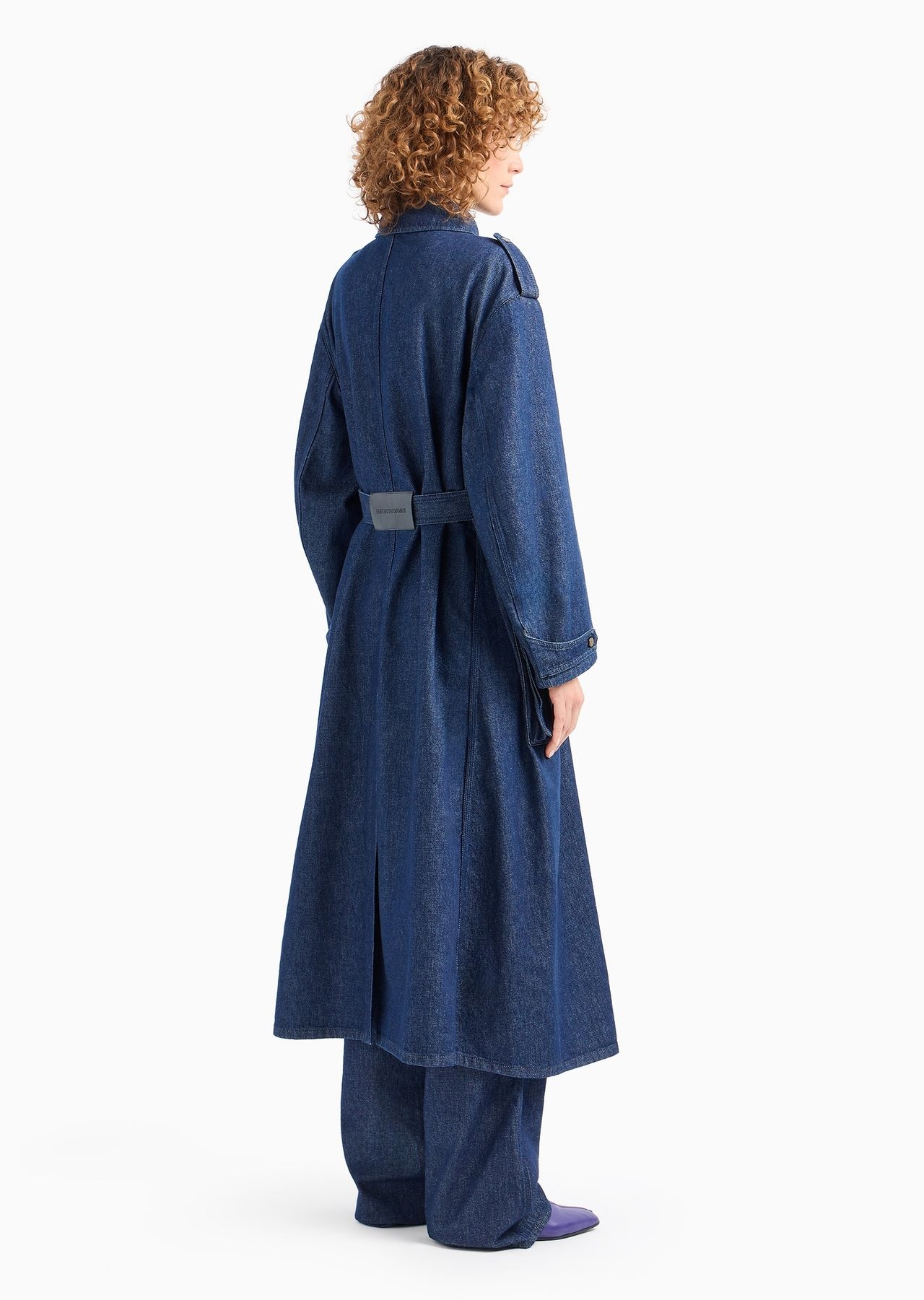 Double-breasted trench coat om 11 oz denim with logo leather loop - 3