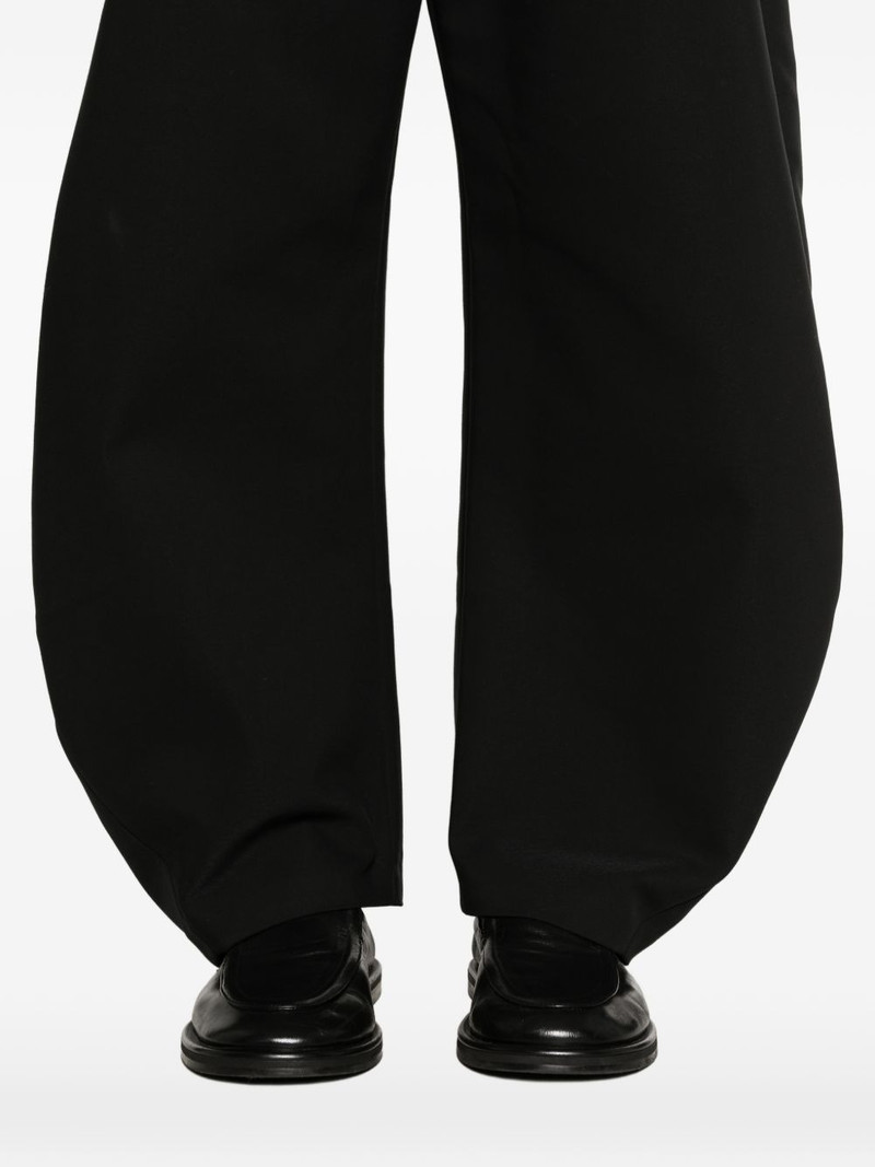 curved-seam trousers 5