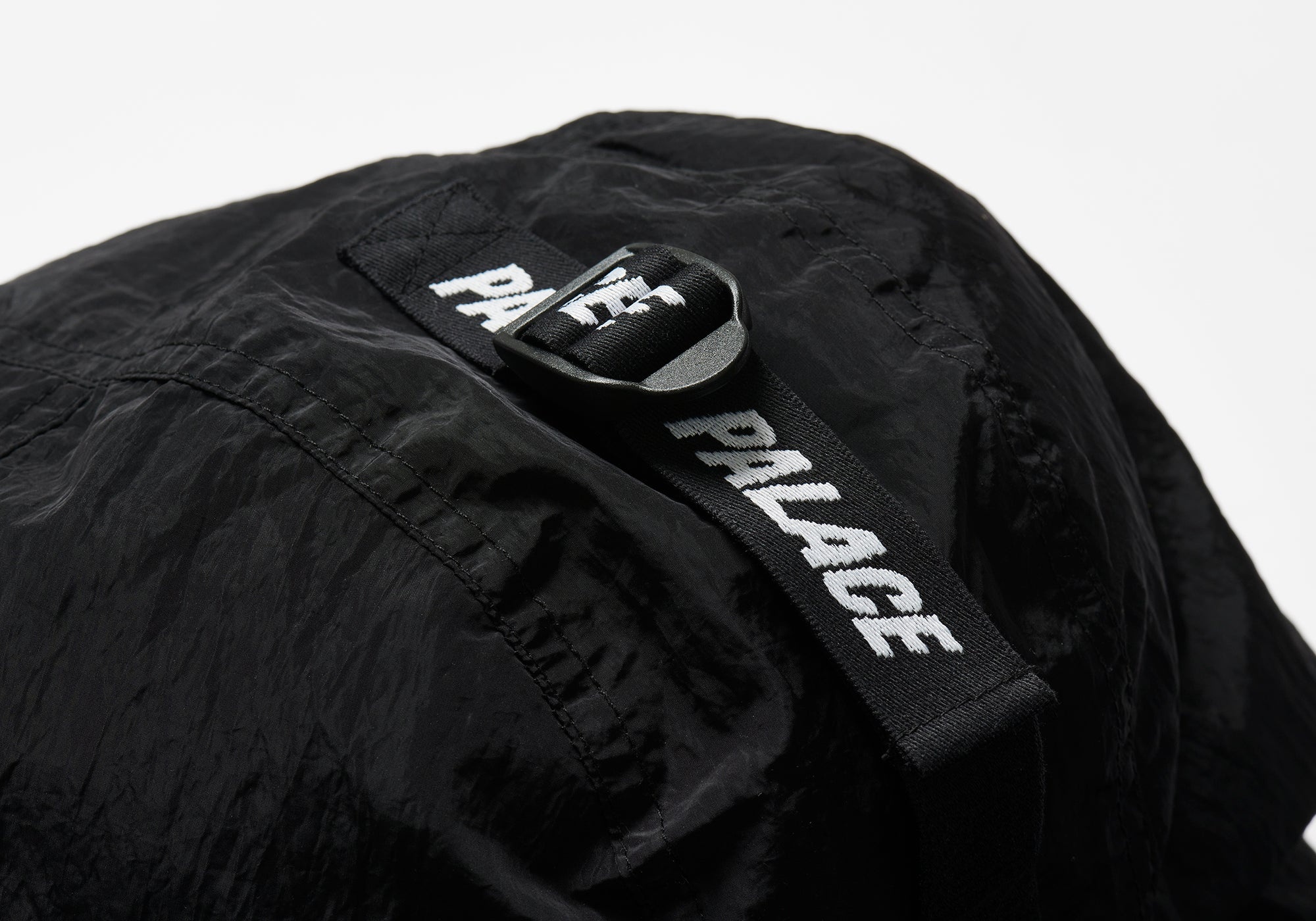 PALACE P-3B BAFFLE PARKA BLACK | REVERSIBLE