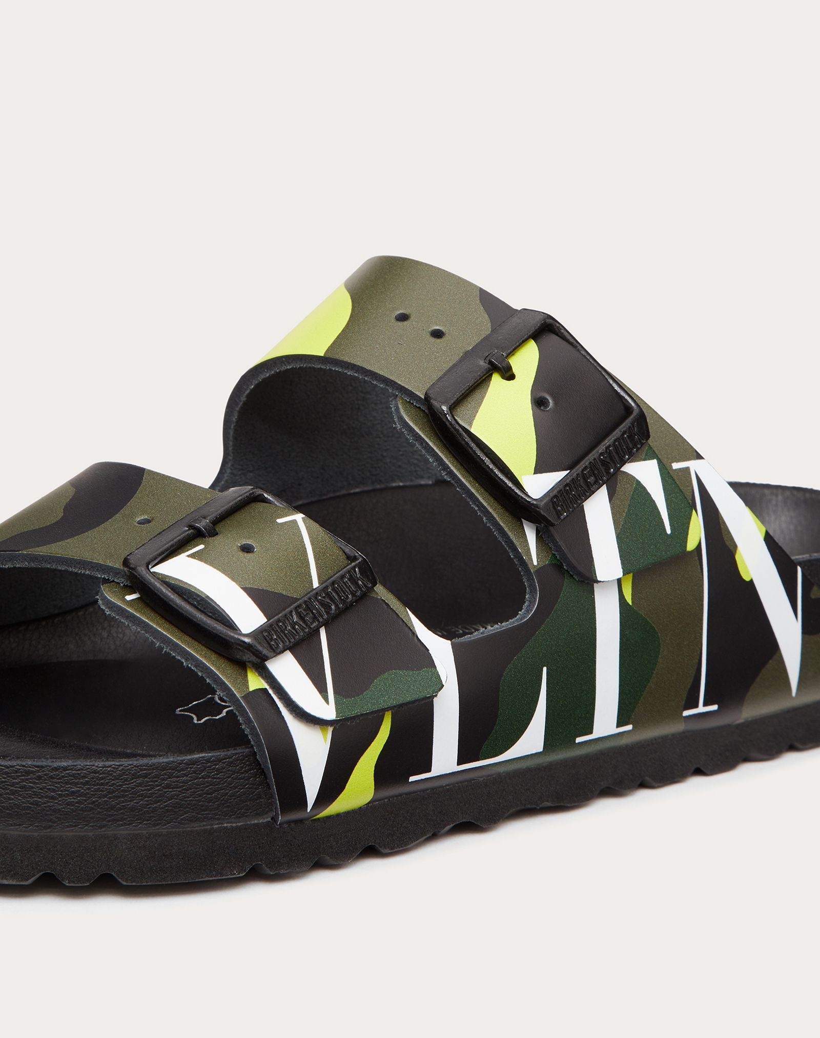 VLTN camouflage slide sandal designed in collaboration with Birkenstock - 5