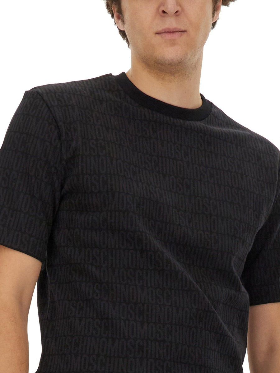 Moschino Men T-Shirt With All Over Logo - 4