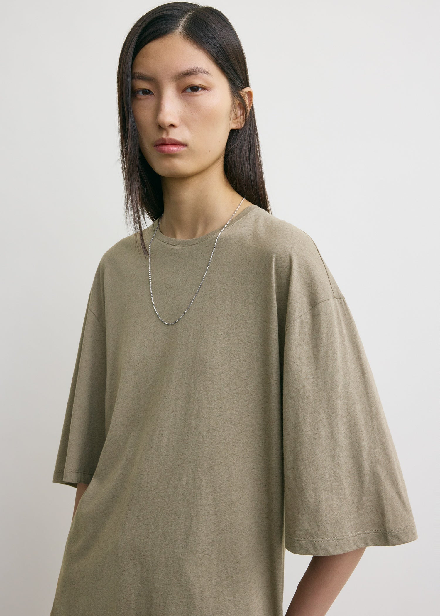 Relaxed tee dress taupe - 5