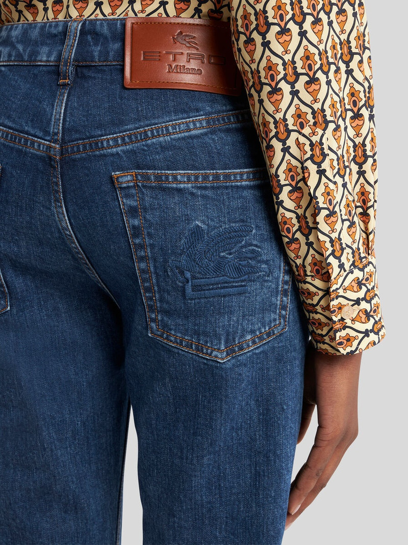 JEANS WITH EMBROIDERED REAR LOGO 5