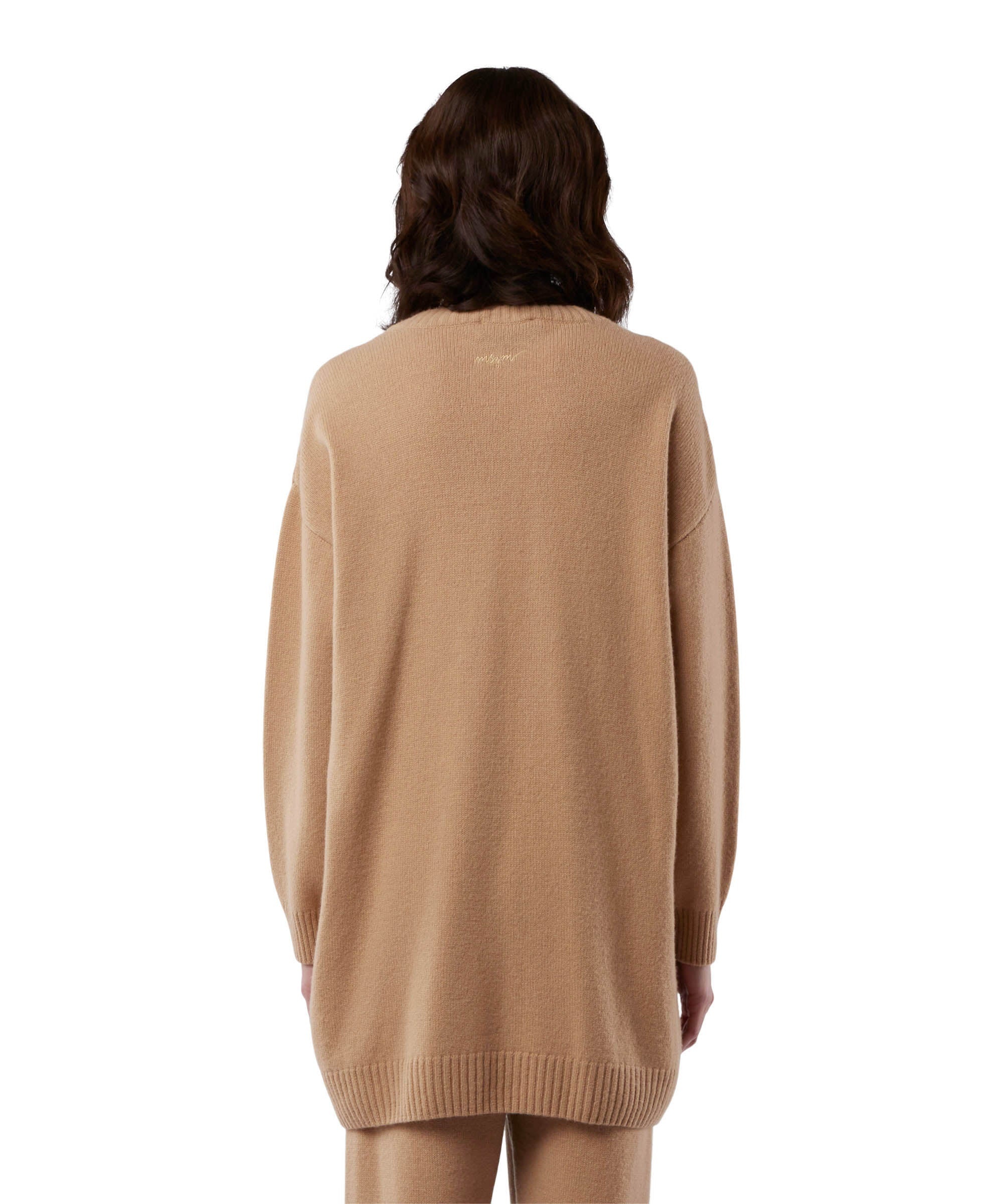 Plain cashmere jumper with V-neck - 3