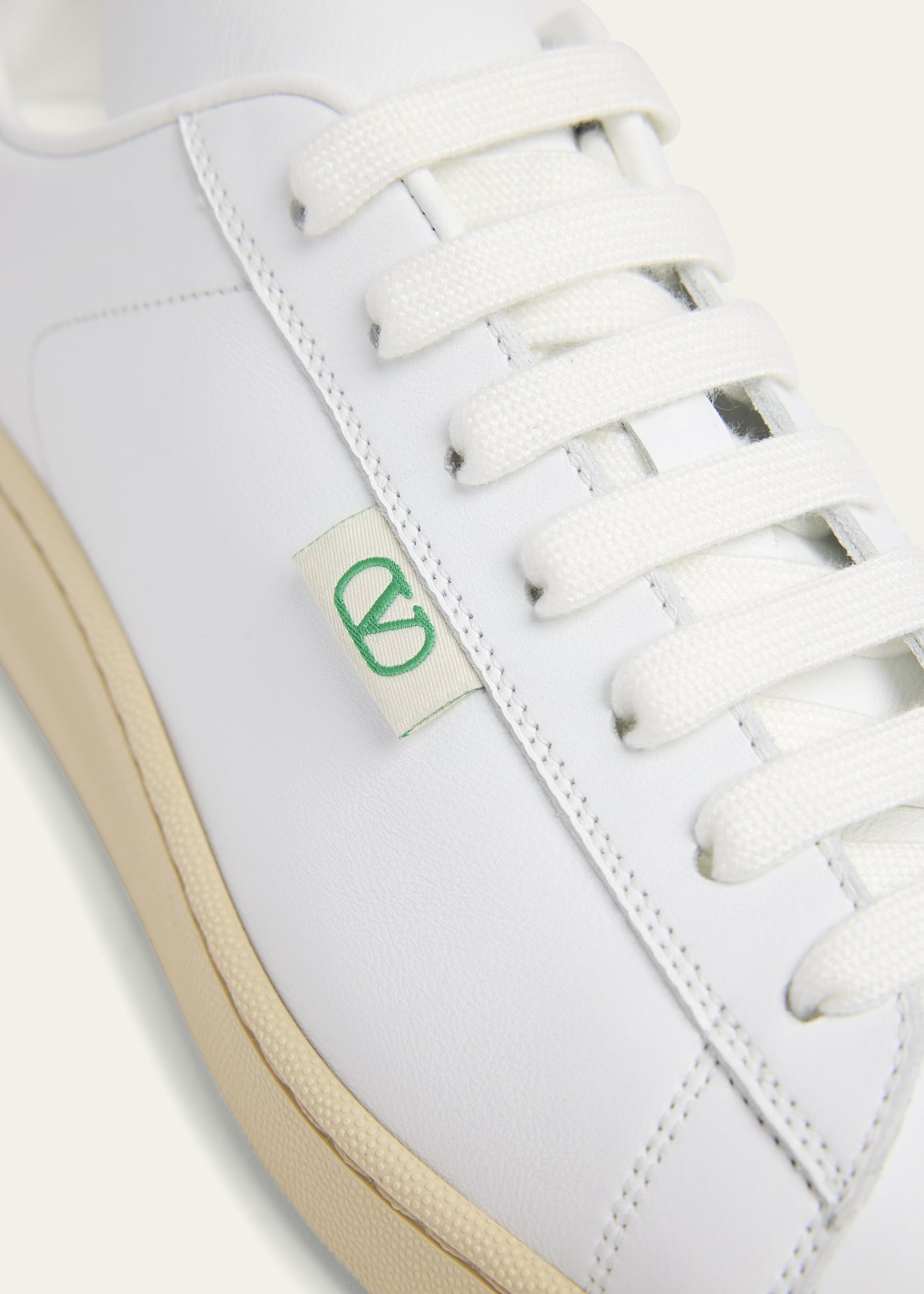Men's Royco V Logo Calfskin Low-Top Sneakers - 6