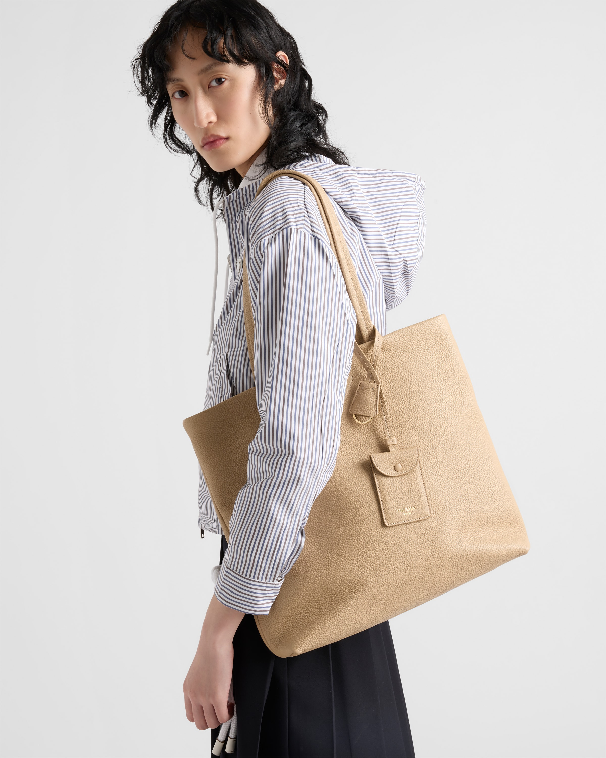 Large leather tote bag - 9